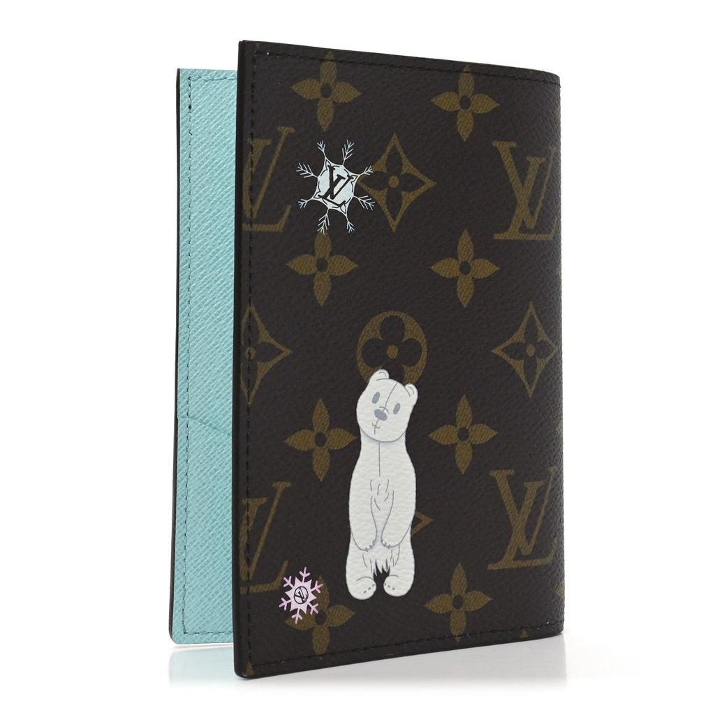 Louis Vuitton Monogram 2025 Christmas Animation Passport Cover Azur Frost