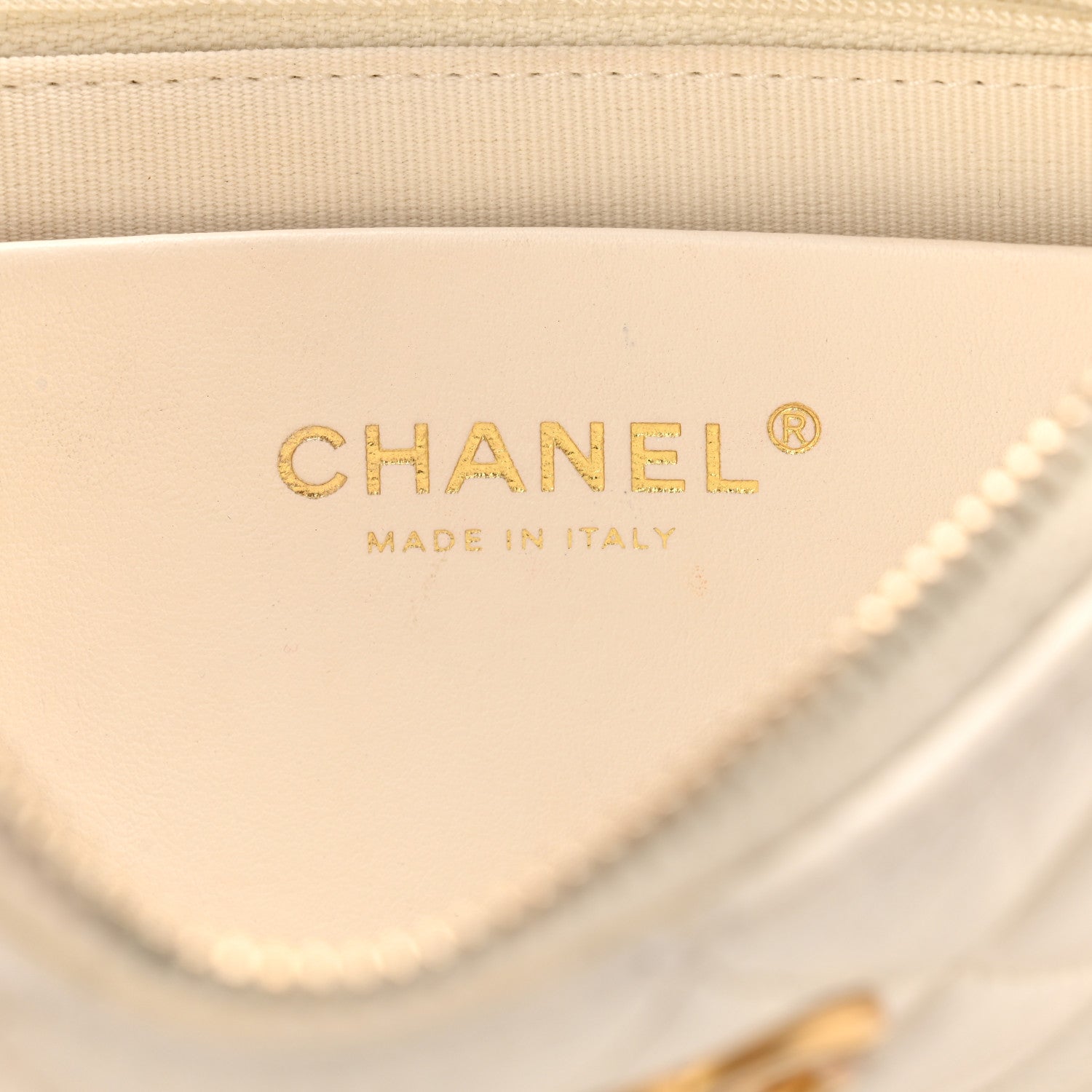 Chanel Shiny Crumpled Lambskin Quilted Trendy Chain Around Hobo White