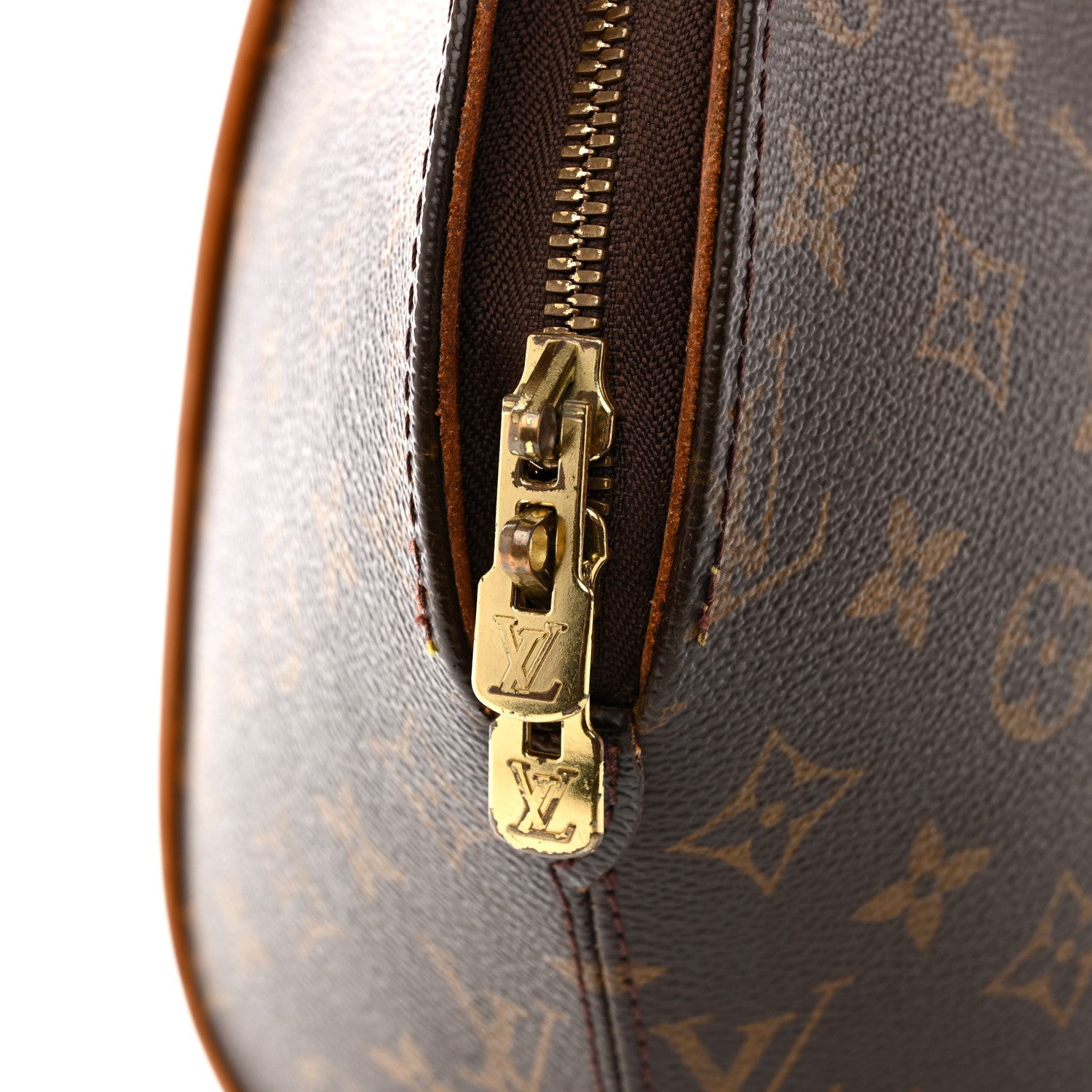 Louis Vuitton Monogram Ellipse MM