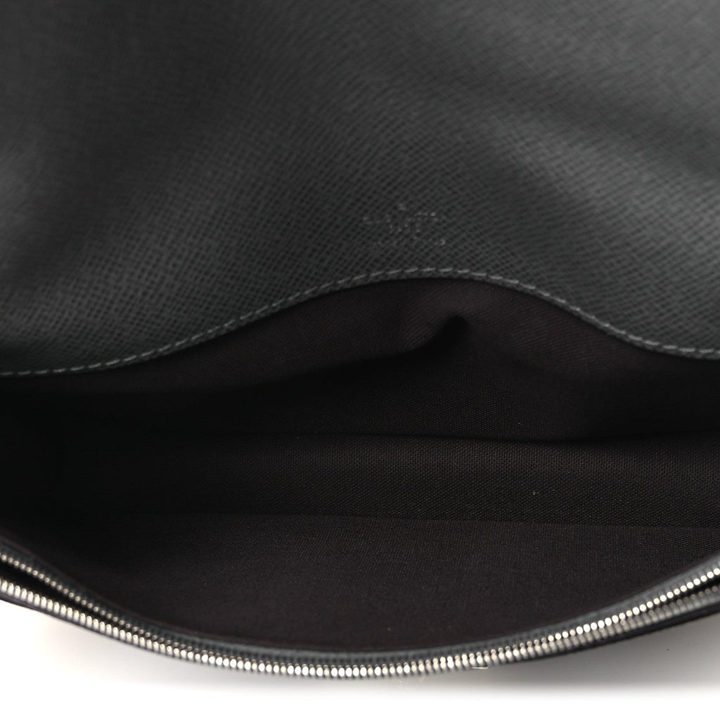 Louis Vuitton Epi Neo Belaia Clutch  Glacier