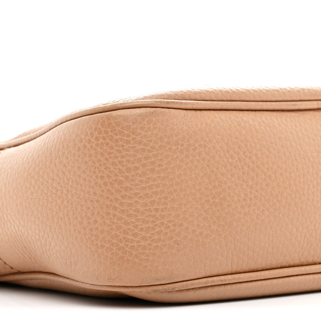 Gucci Pebbled Calfskin Small Soho Disco Bag Rose Beige
