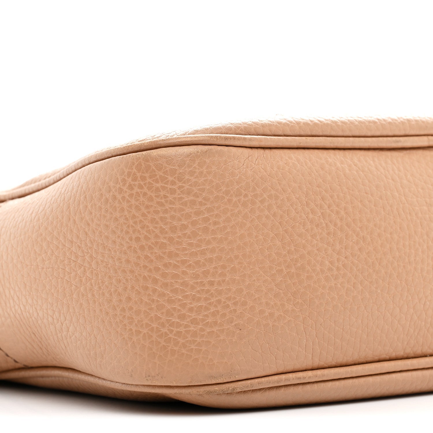 Gucci Pebbled Calfskin Small Soho Disco Bag Rose Beige