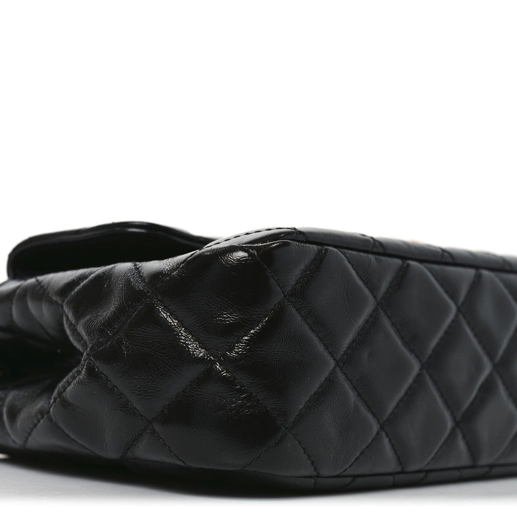Chanel Shiny Crumpled Calfskin Quilted Wavy CC Hobo Black
