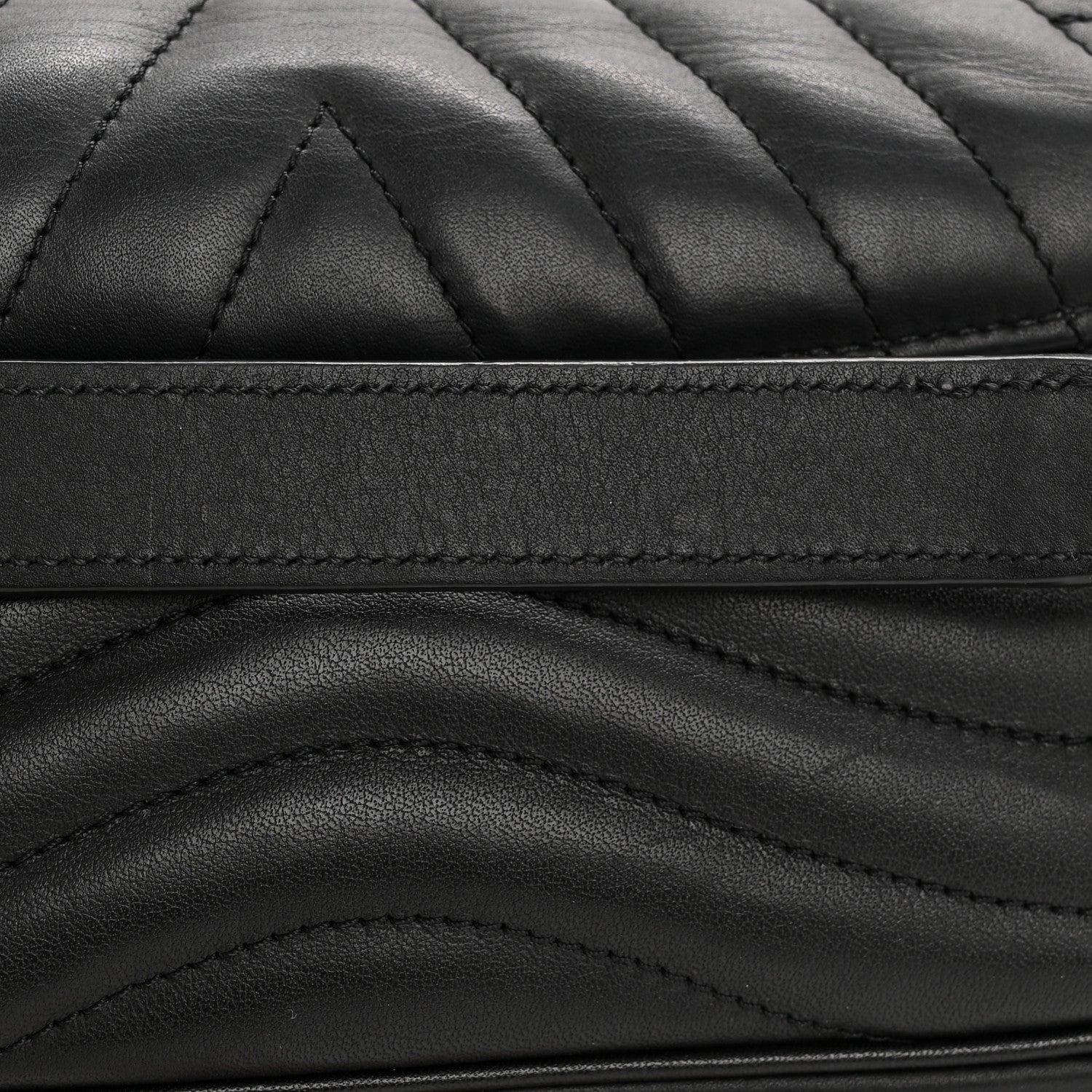 Louis Vuitton Calfskin New Wave Chain Pochette Black