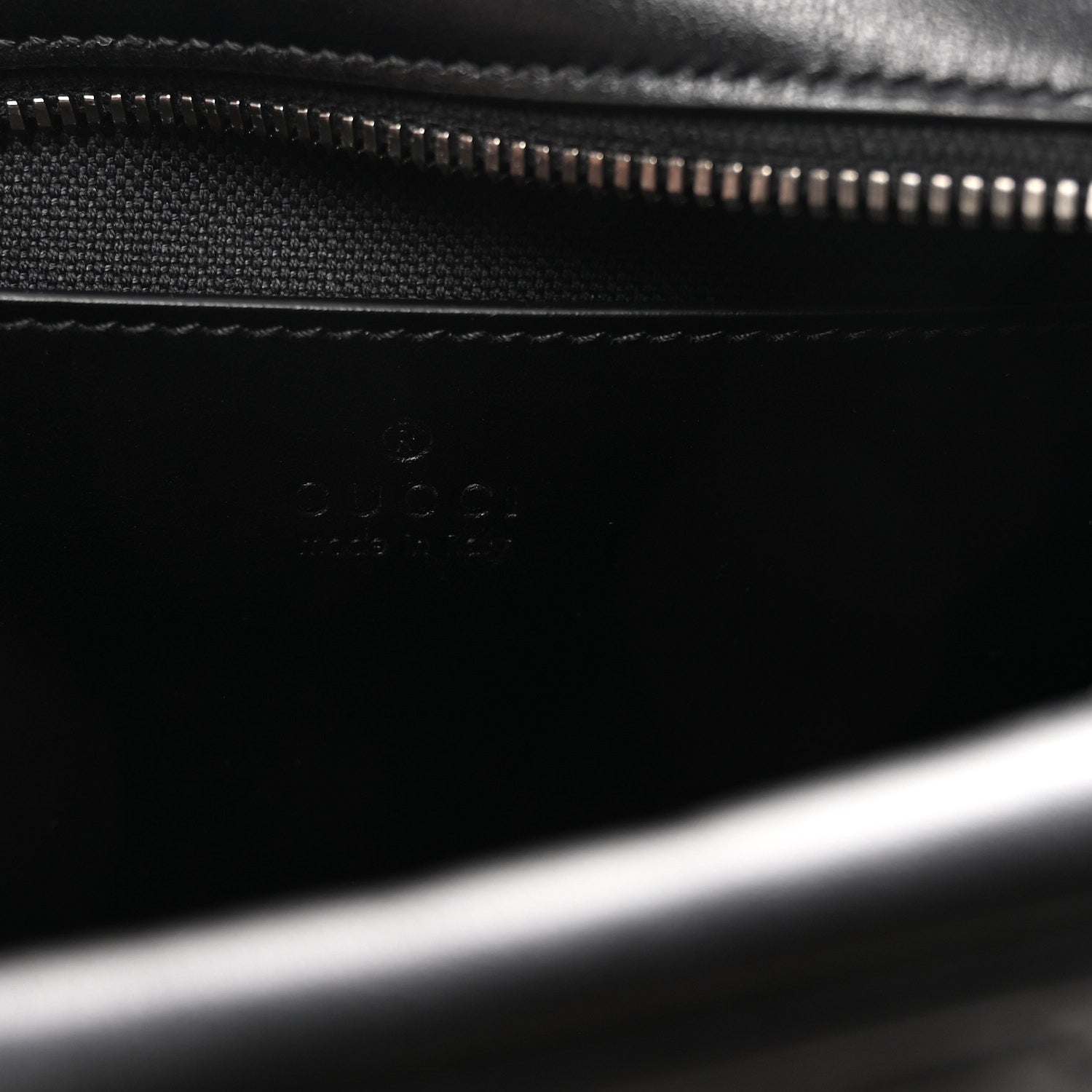 Gucci Calfskin Matelasse Monochrome Small GG Marmont Chain Shoulder Bag Black