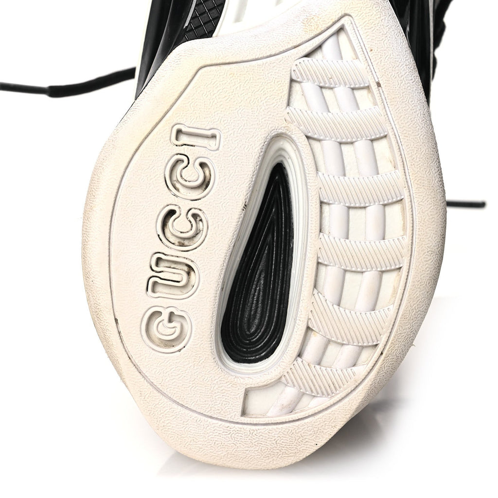 Gucci Technical Knit Fabric Suede Calfskin Womens Gucci Run Sneakers 38 Black White