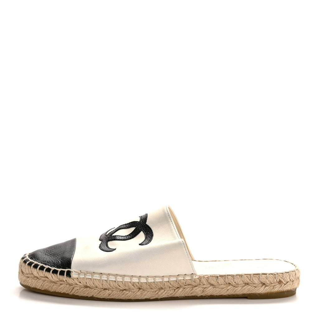 Iridescent Goatskin CC Espadrille Mules 39 Ivory Black