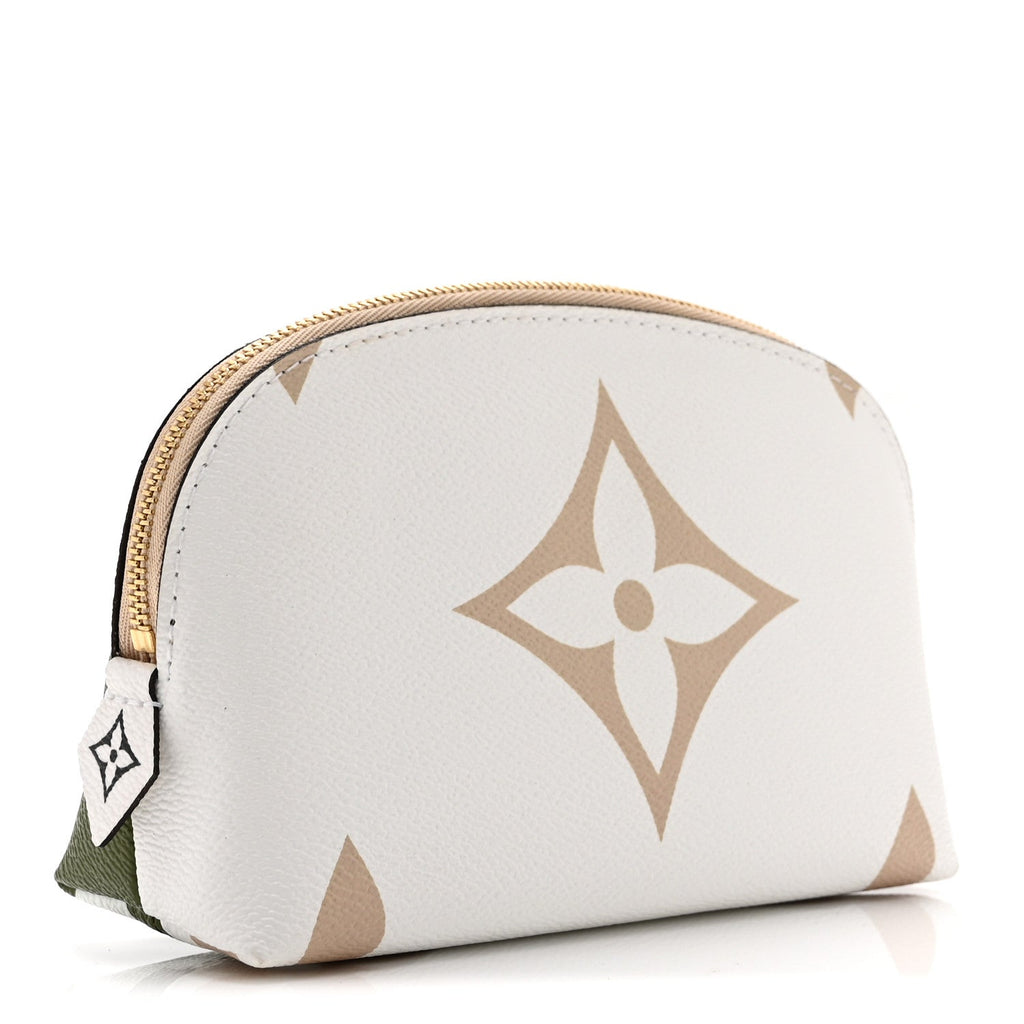 Louis Vuitton Monogram Giant Cosmetic Pouch Kaki