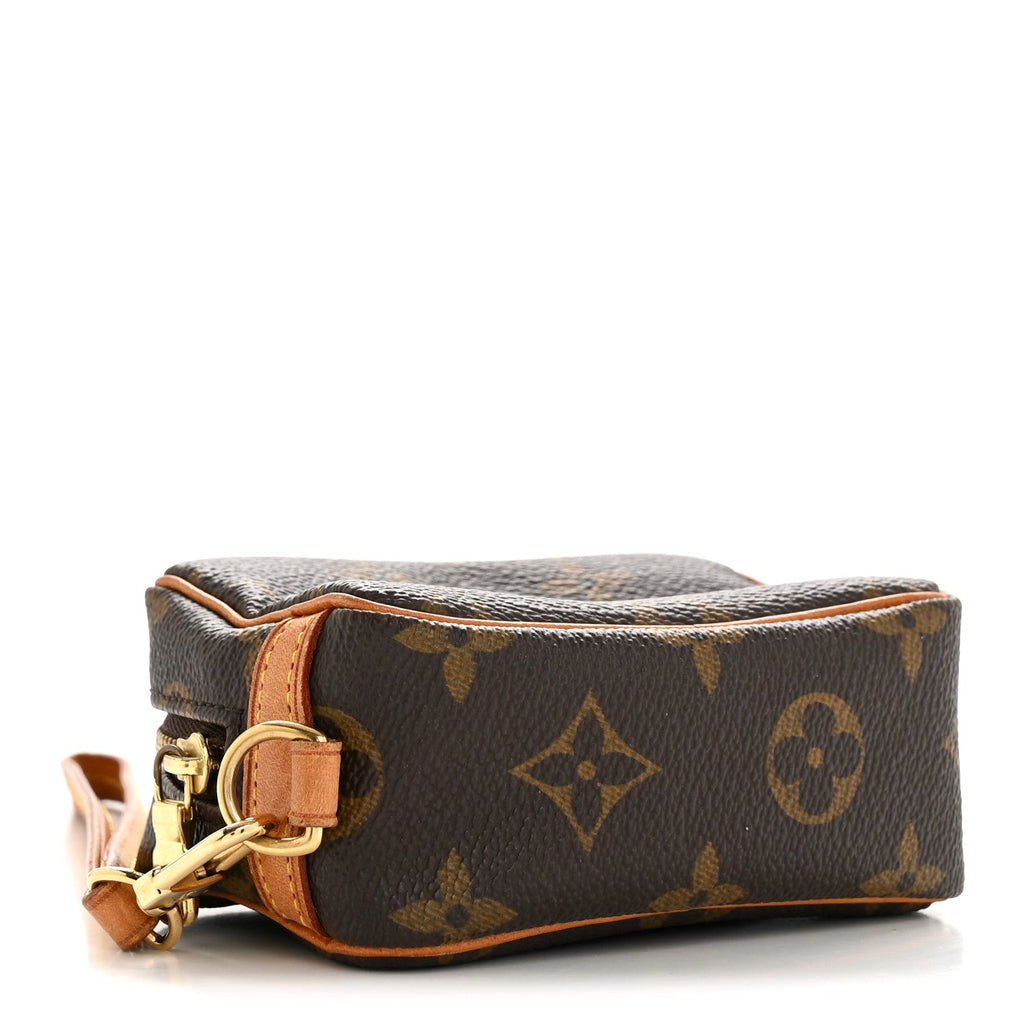 Louis Vuitton Monogram Wapity