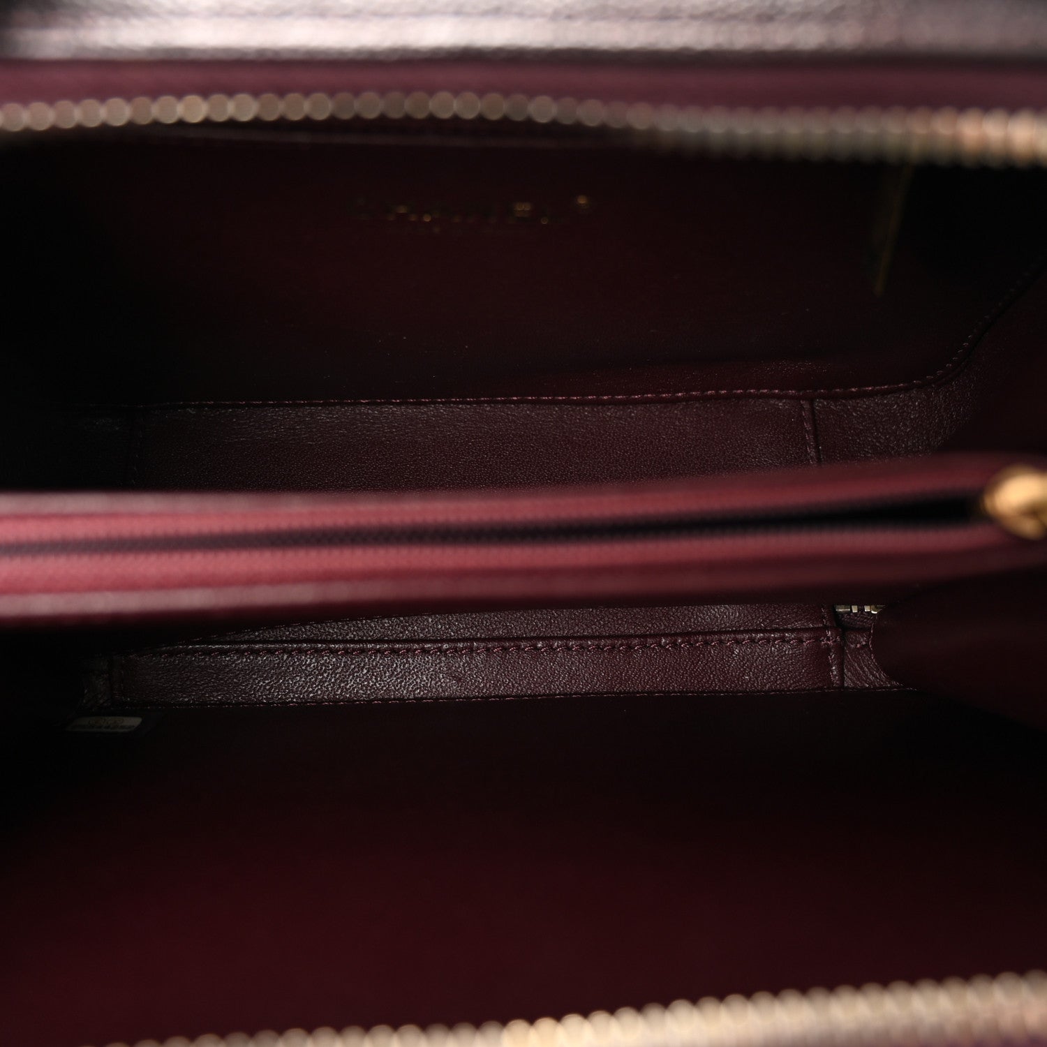 Chanel Iridescent Caviar Quilted Medium CC Filigree Vanity Case Burgundy