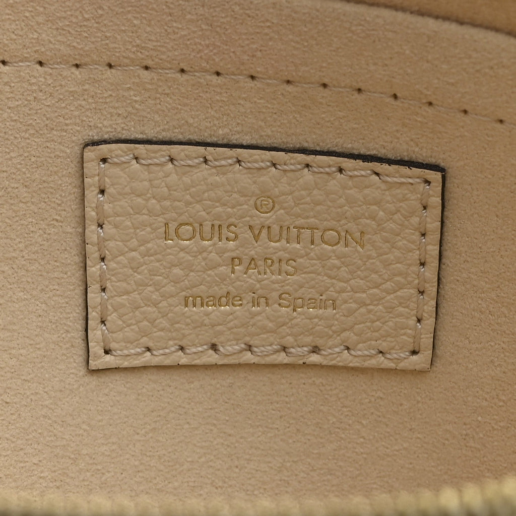 Louis Vuitton Empreinte Monogram Giant Multi Pochette Accessories Cream