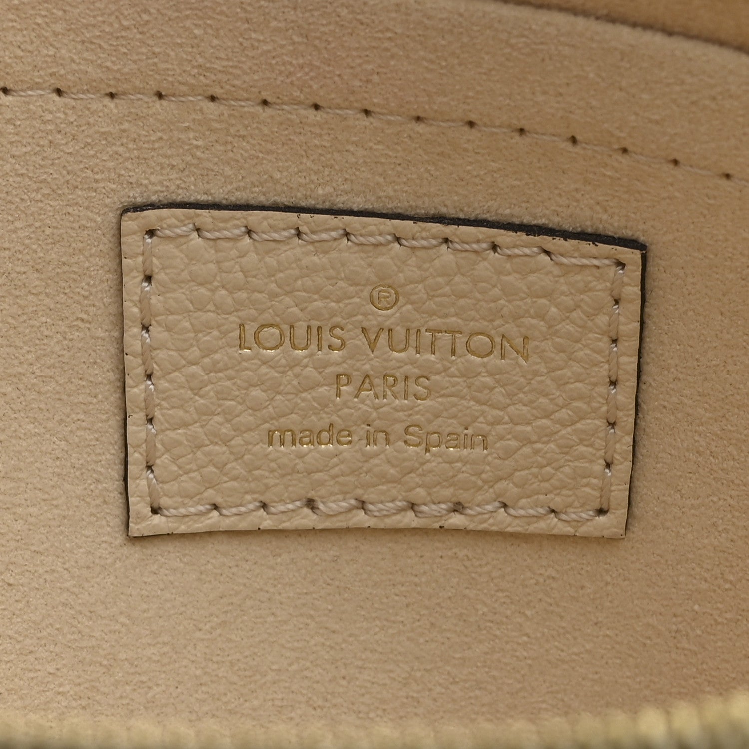 Louis Vuitton Empreinte Monogram Giant Multi Pochette Accessories Cream