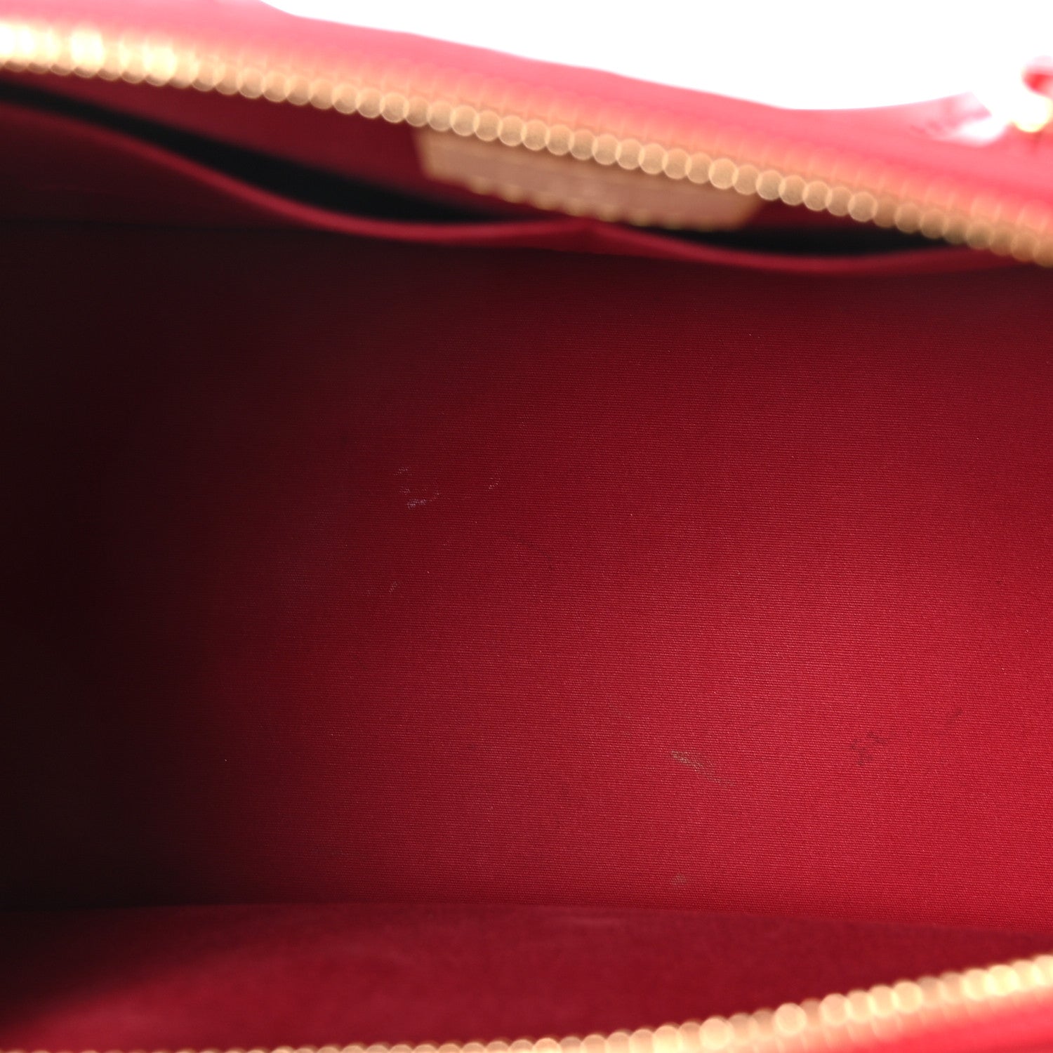 Louis Vuitton Vernis Alma MM Pomme D'Amour