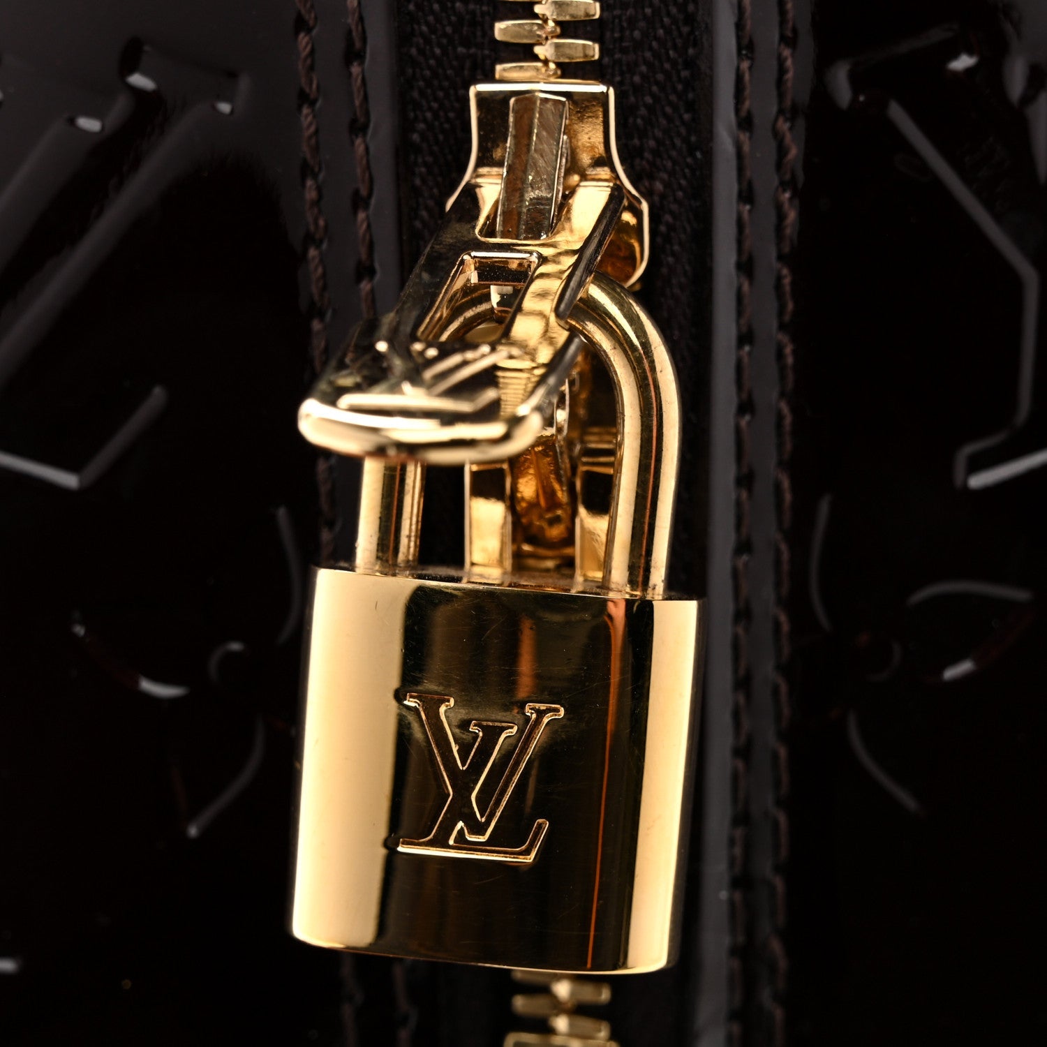 Louis Vuitton Vernis Alma PM Amarante