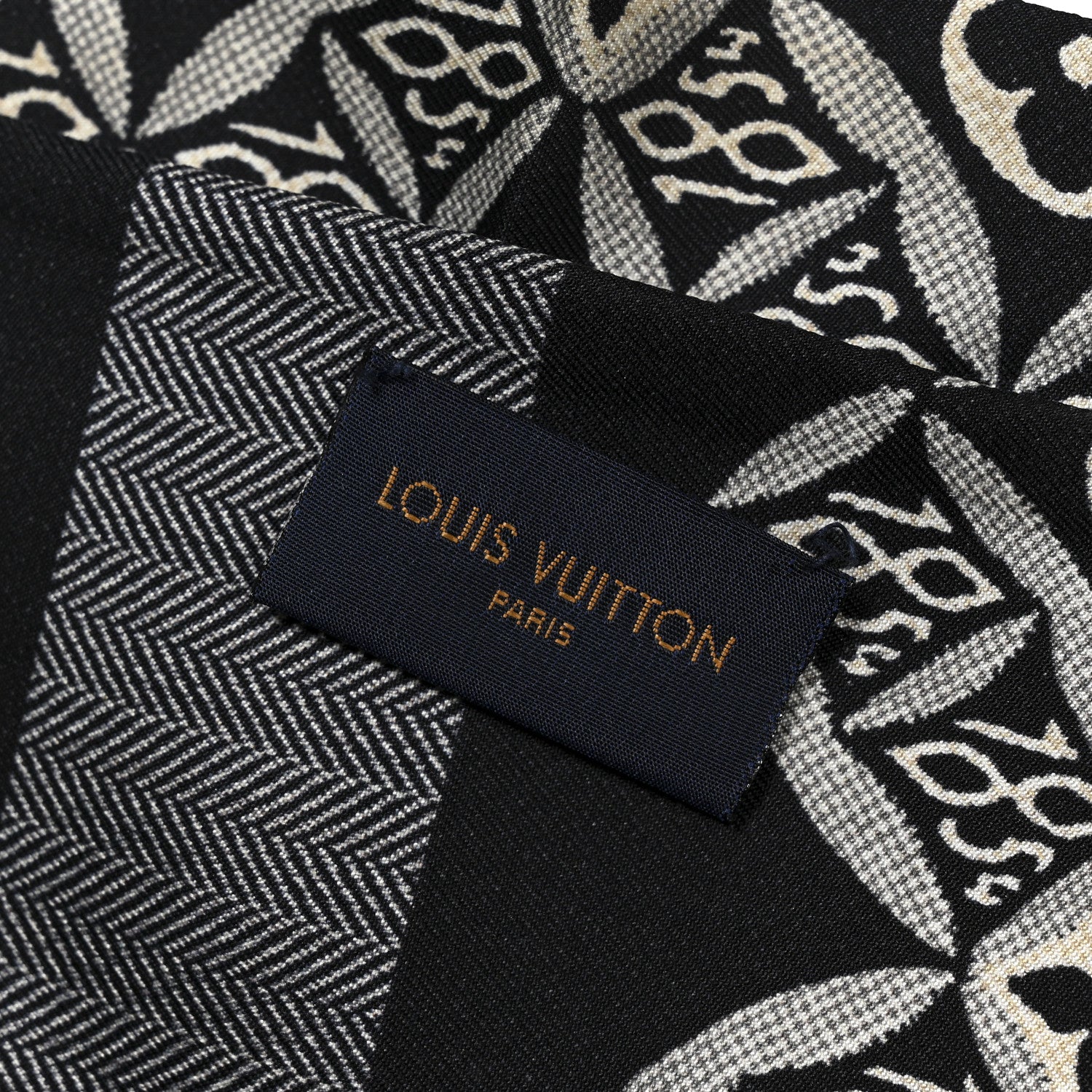 Louis Vuitton Silk Since 1854 Bandeau Gris