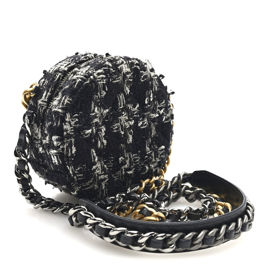 Chanel Tweed Quilted 19 Round Clutch With Chain Black White