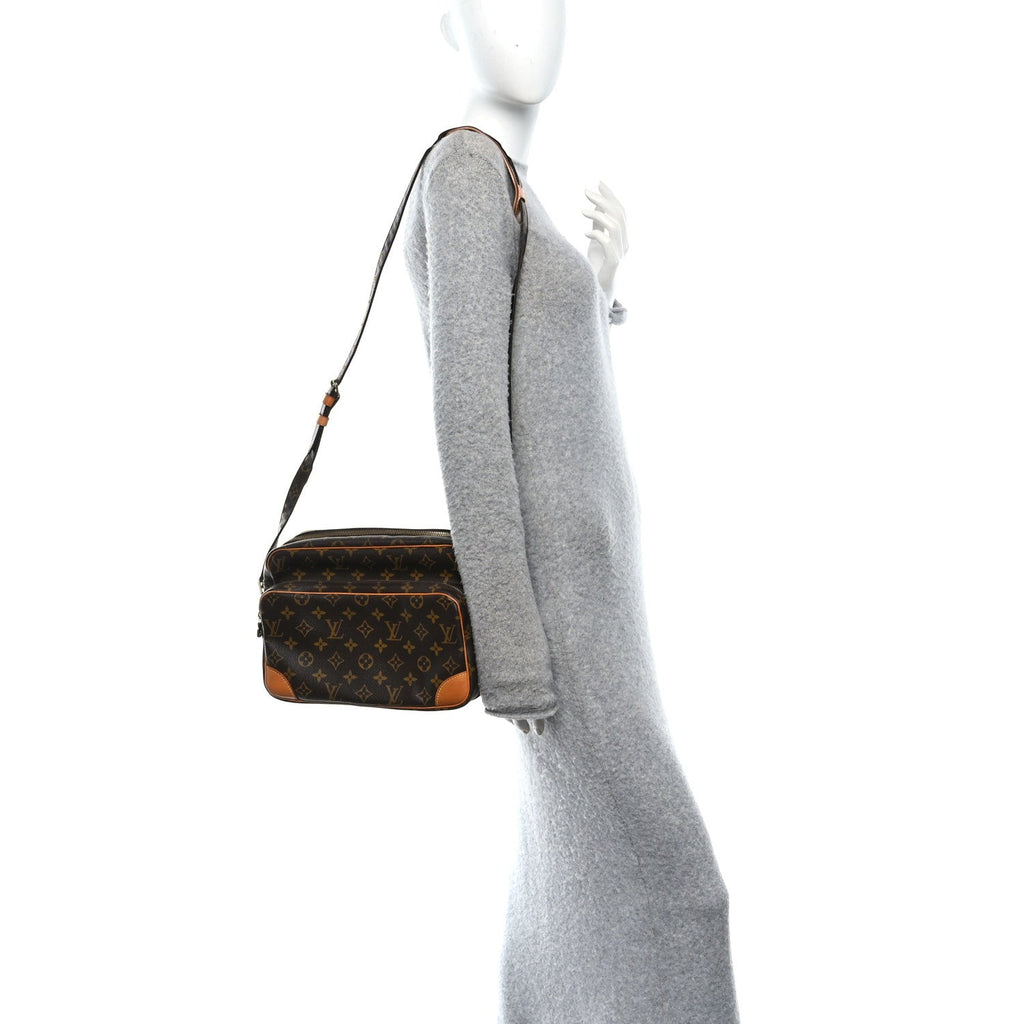 Louis Vuitton Monogram Nil 28