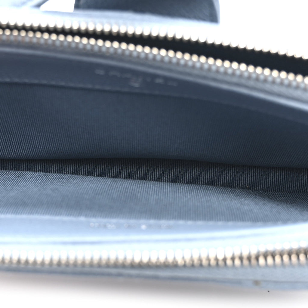 Chanel Caviar Quilted CC Box Clutch With Chain Blue