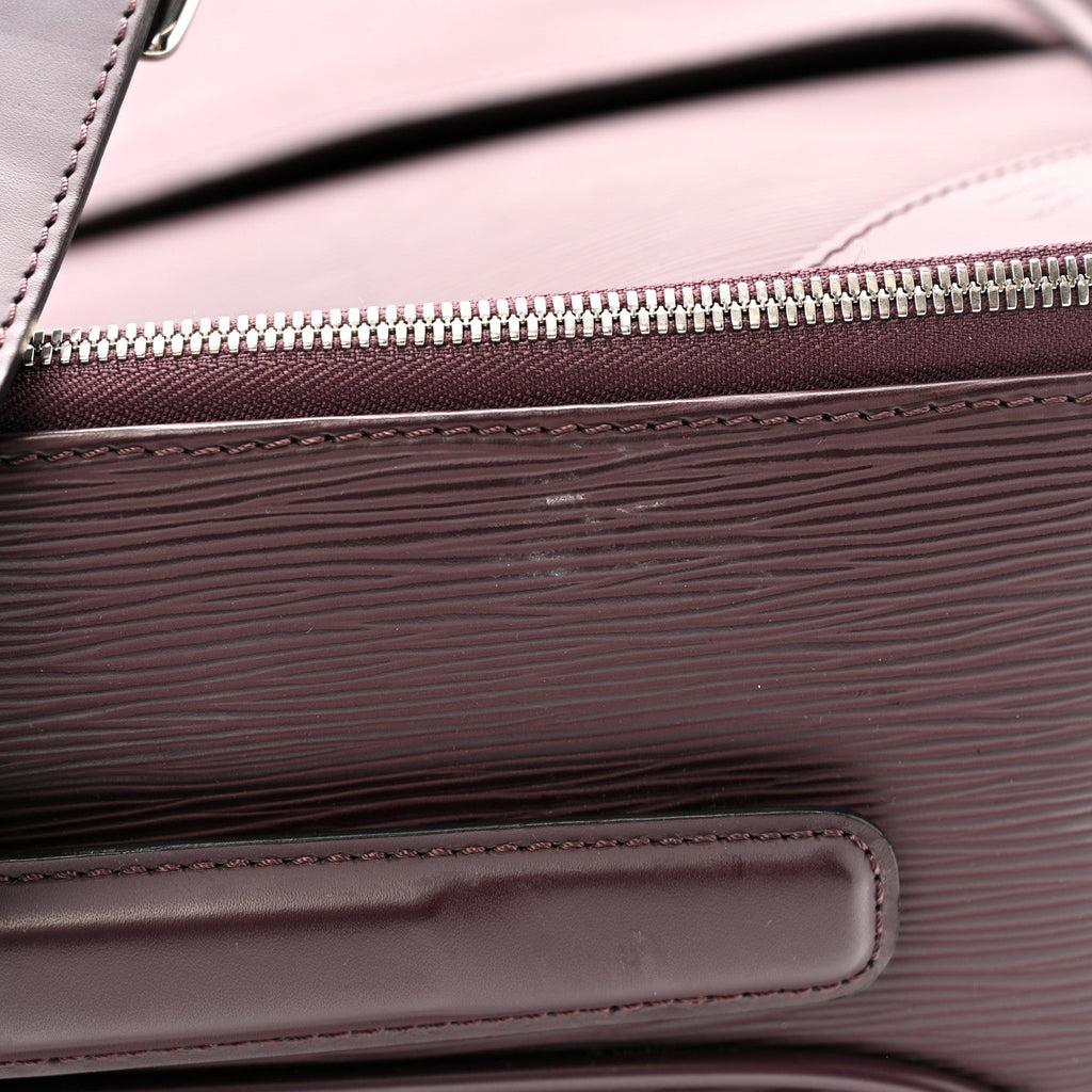Louis Vuitton Epi Pegase 55 Quetsche