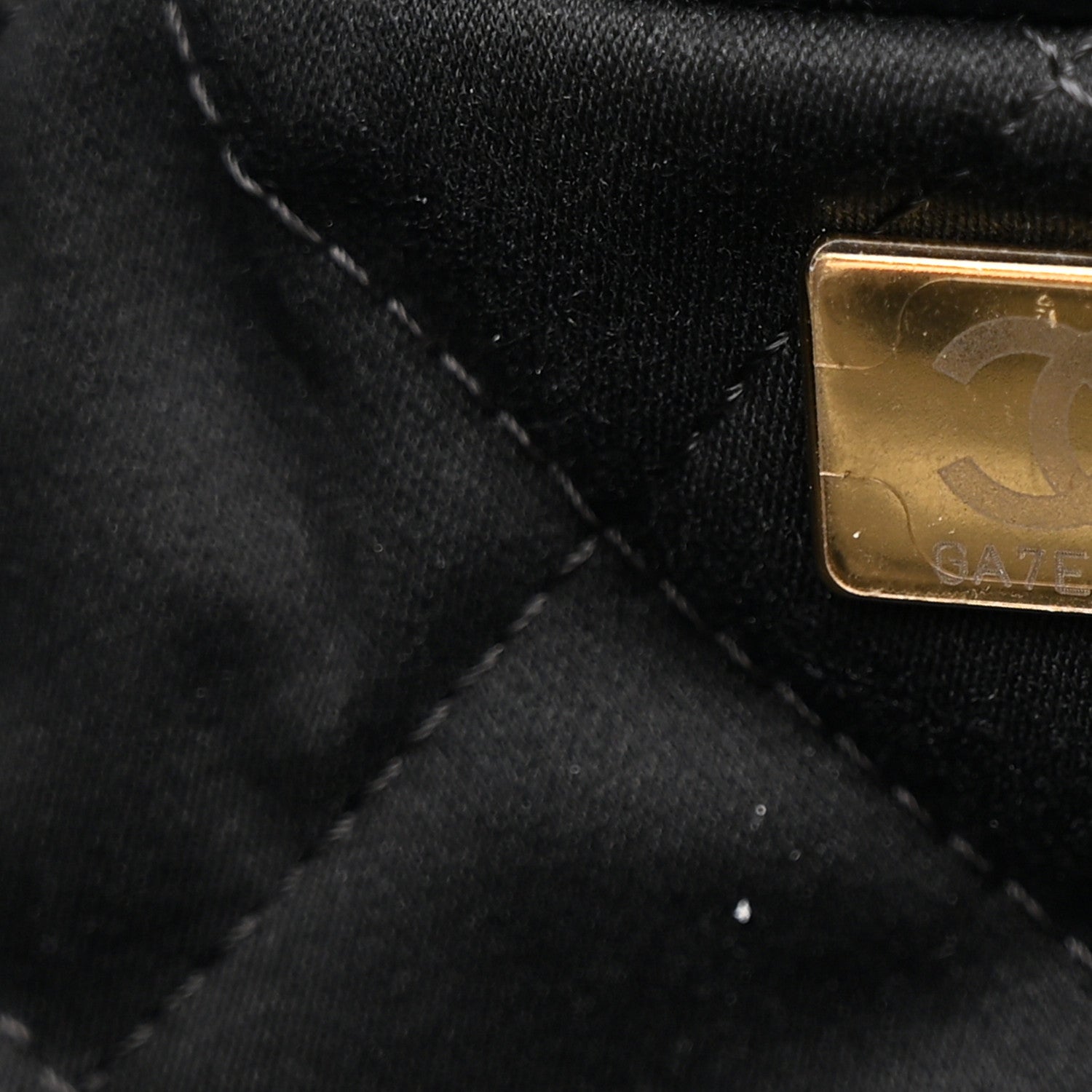 Chanel Shiny Calfskin Quilted Chanel 22 Black