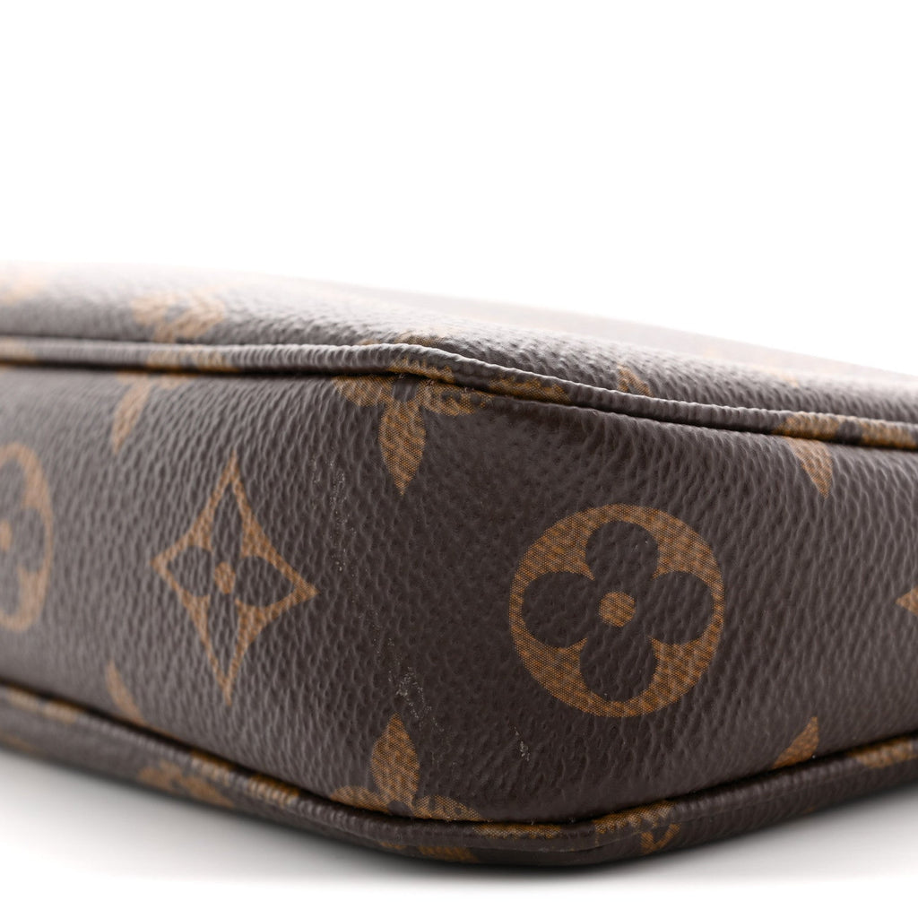 Louis Vuitton Monogram Chain Pochette Accessories