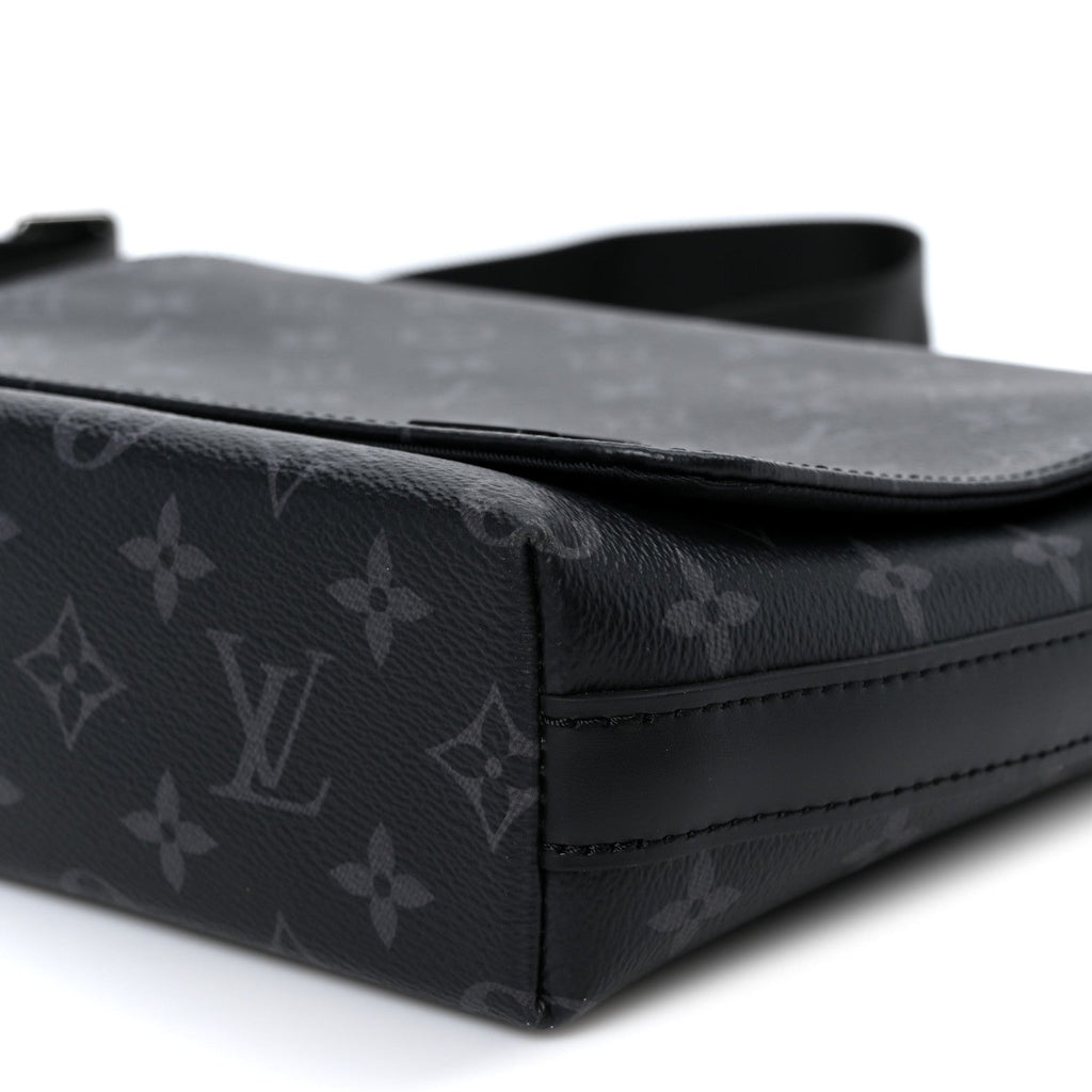 Louis Vuitton Monogram Eclipse District PM Black