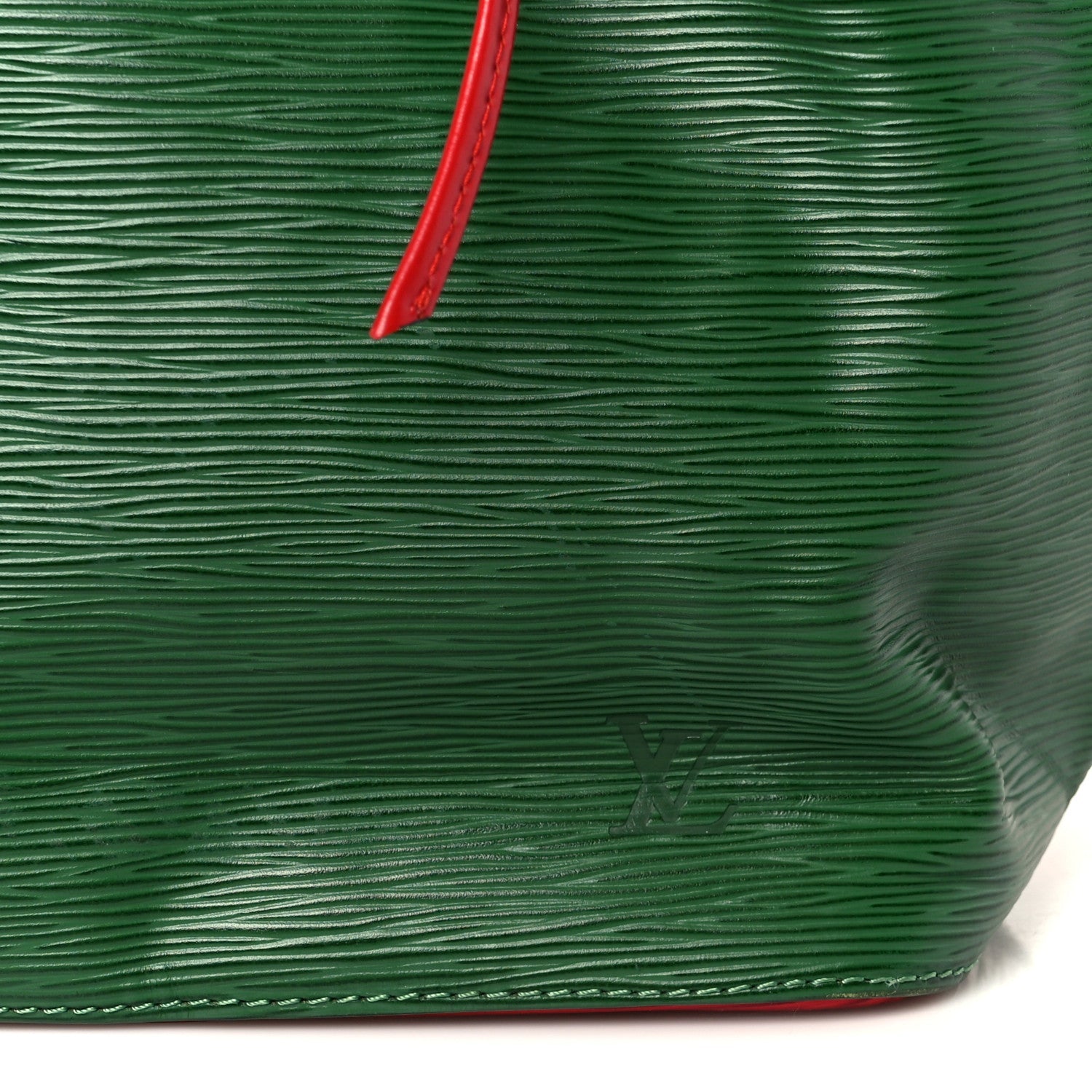 Louis Vuitton Epi Bi-Color Petit Noe Borneo Castillan Red