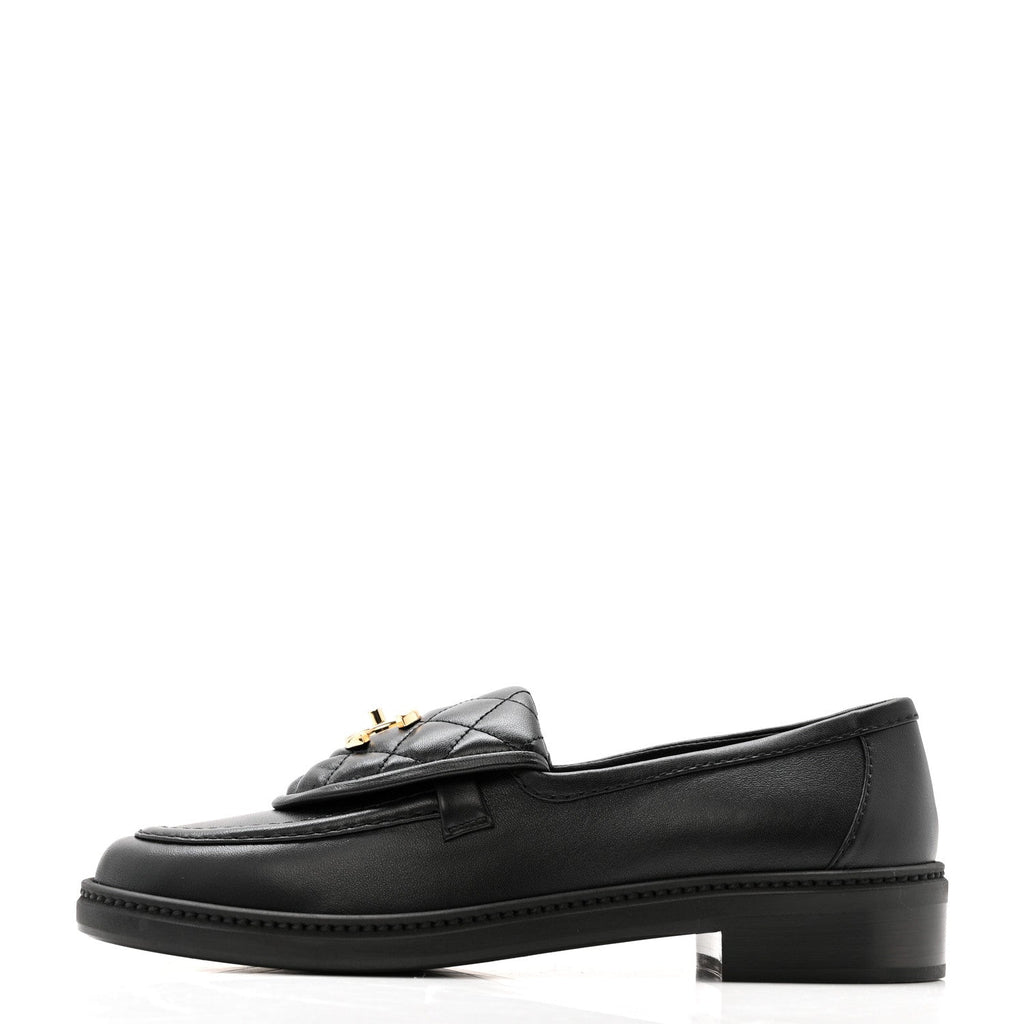 Lambskin Quilted CC Turnlock Loafers 38 Black
