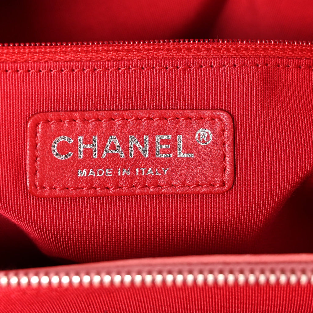 Chanel Vinyl Lipstick Ligne Tote Pink