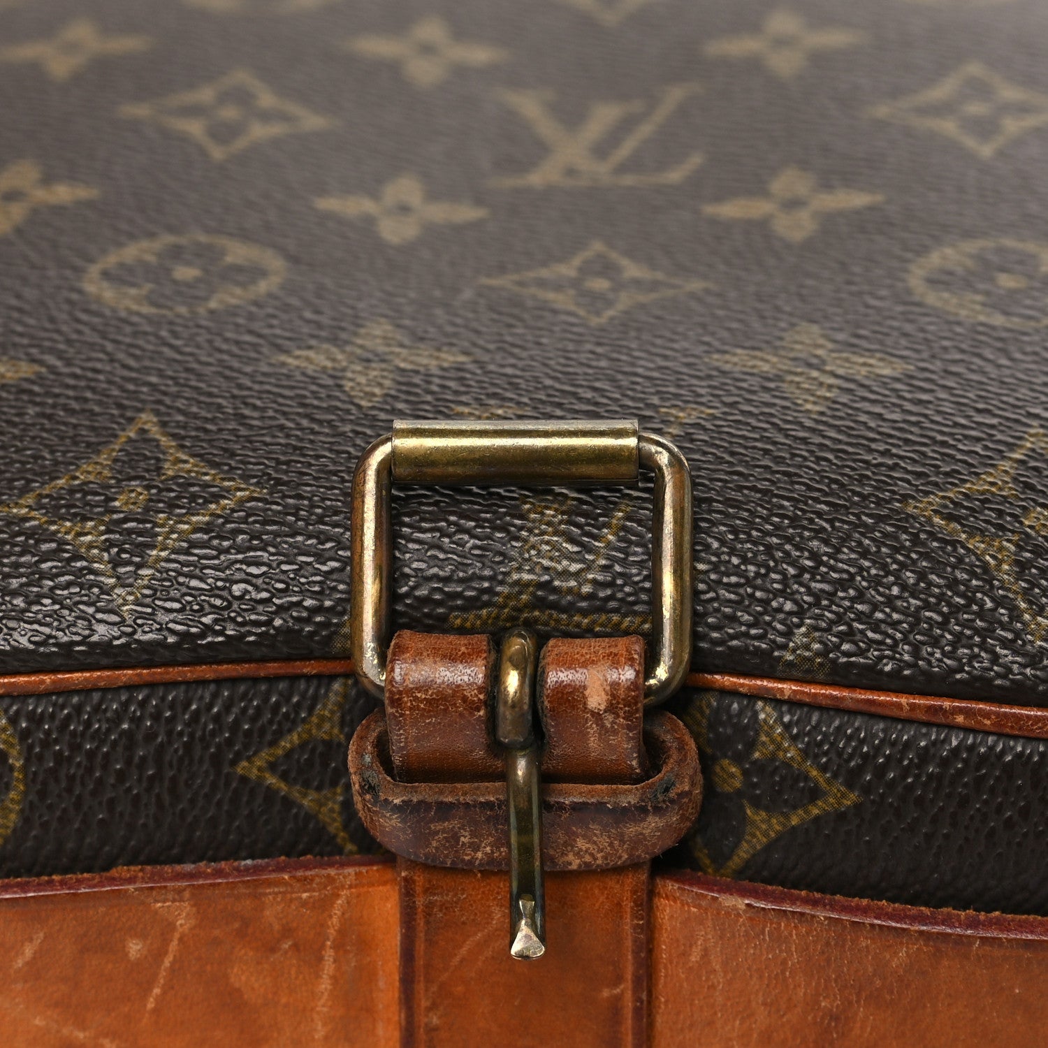 Louis Vuitton Monogram Cartouchiere 26