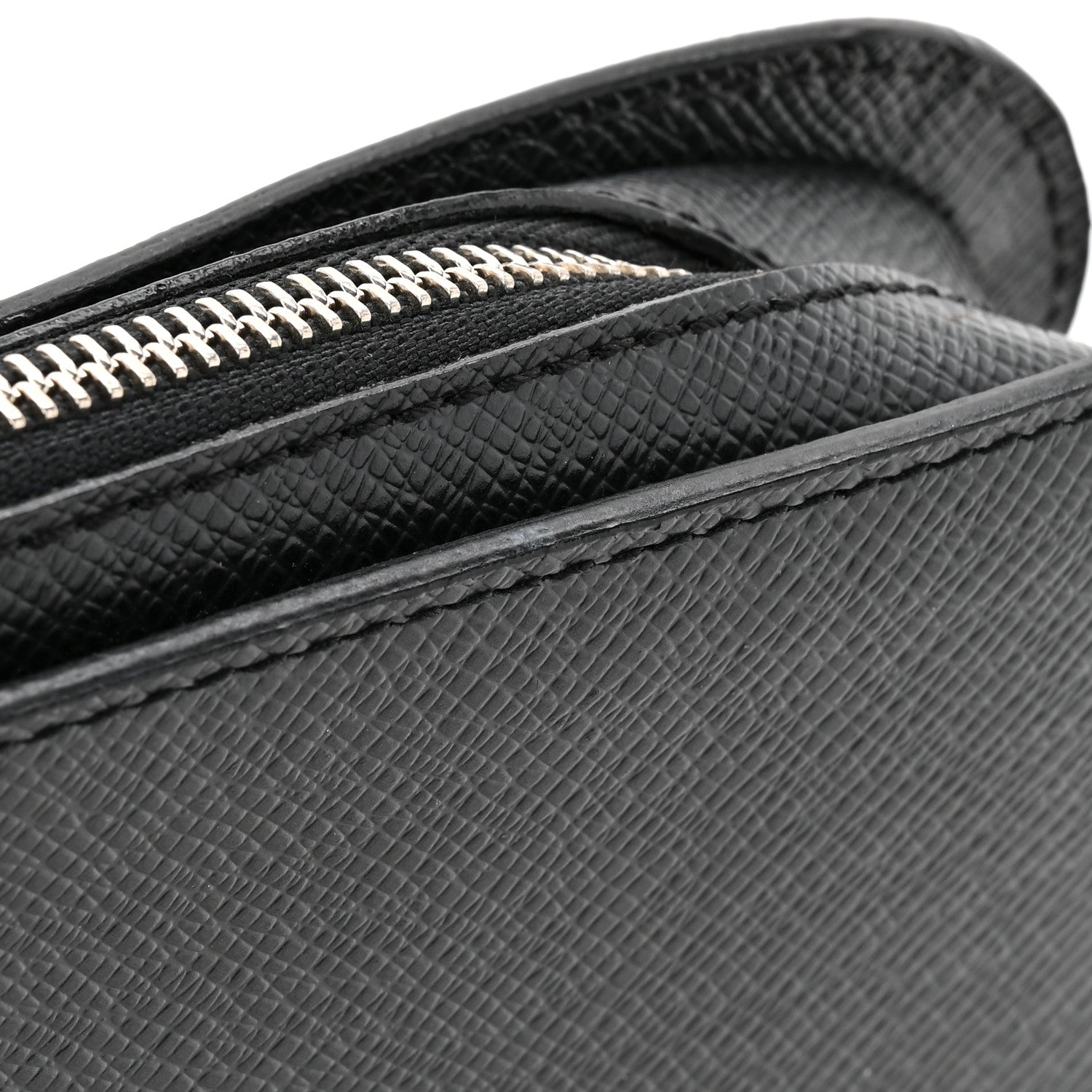 Louis Vuitton Taiga Baikal Pochette Ardoise