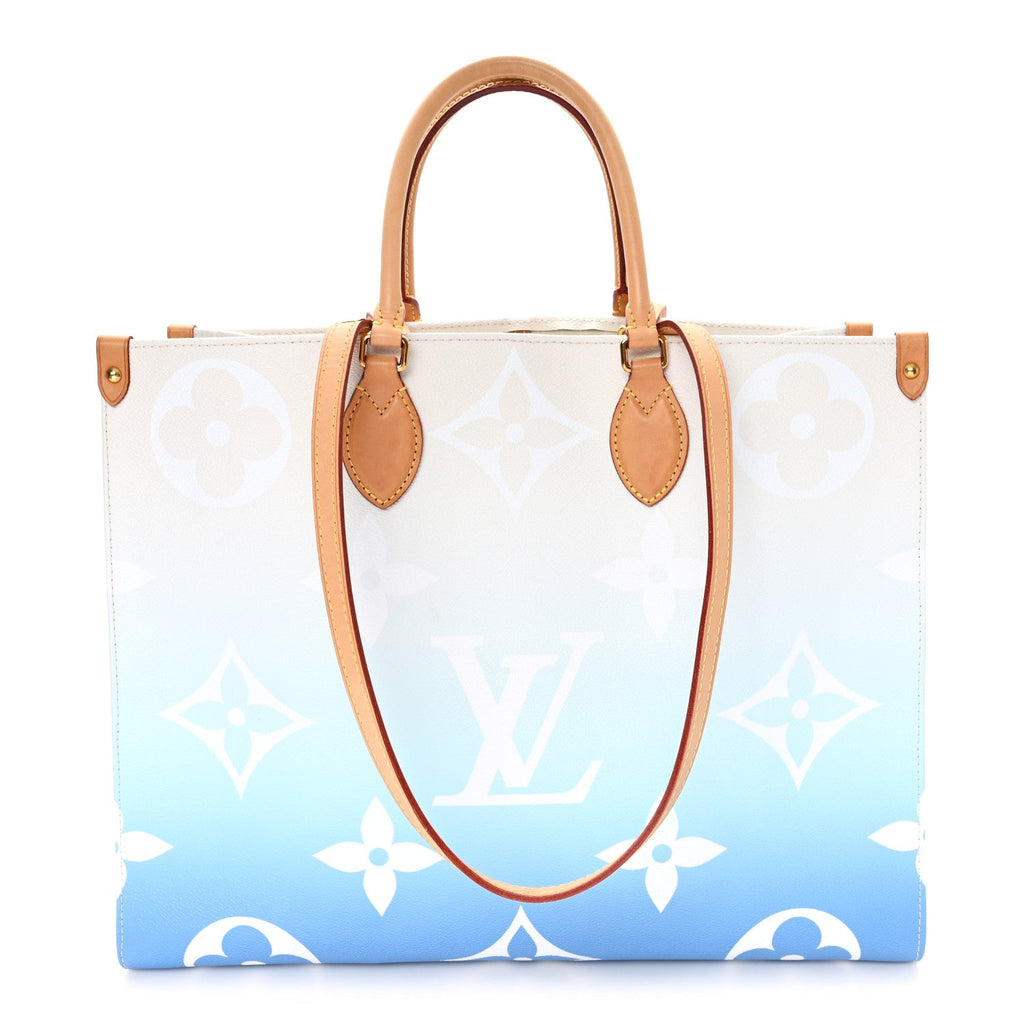 Louis Vuitton Monogram Giant By The Pool Onthego GM Blue