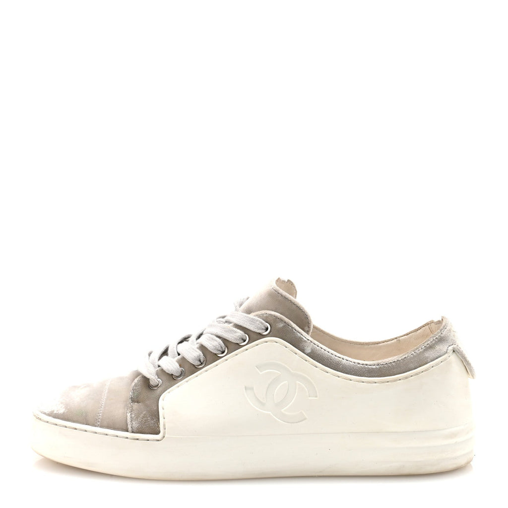 Calfskin Velvet Womens CC Sneakers 39.5 White Silver