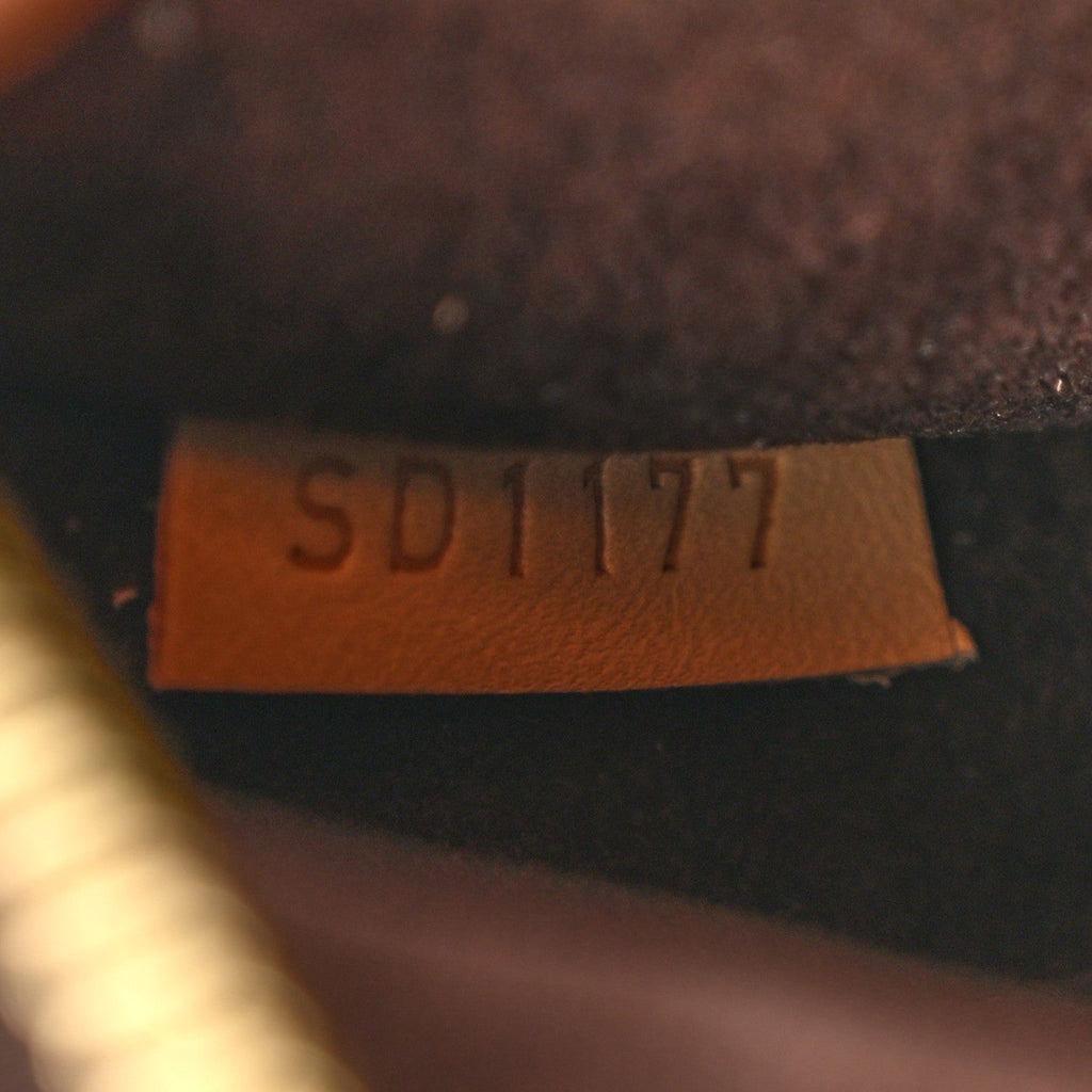 Louis Vuitton Monogram Pochette Metis