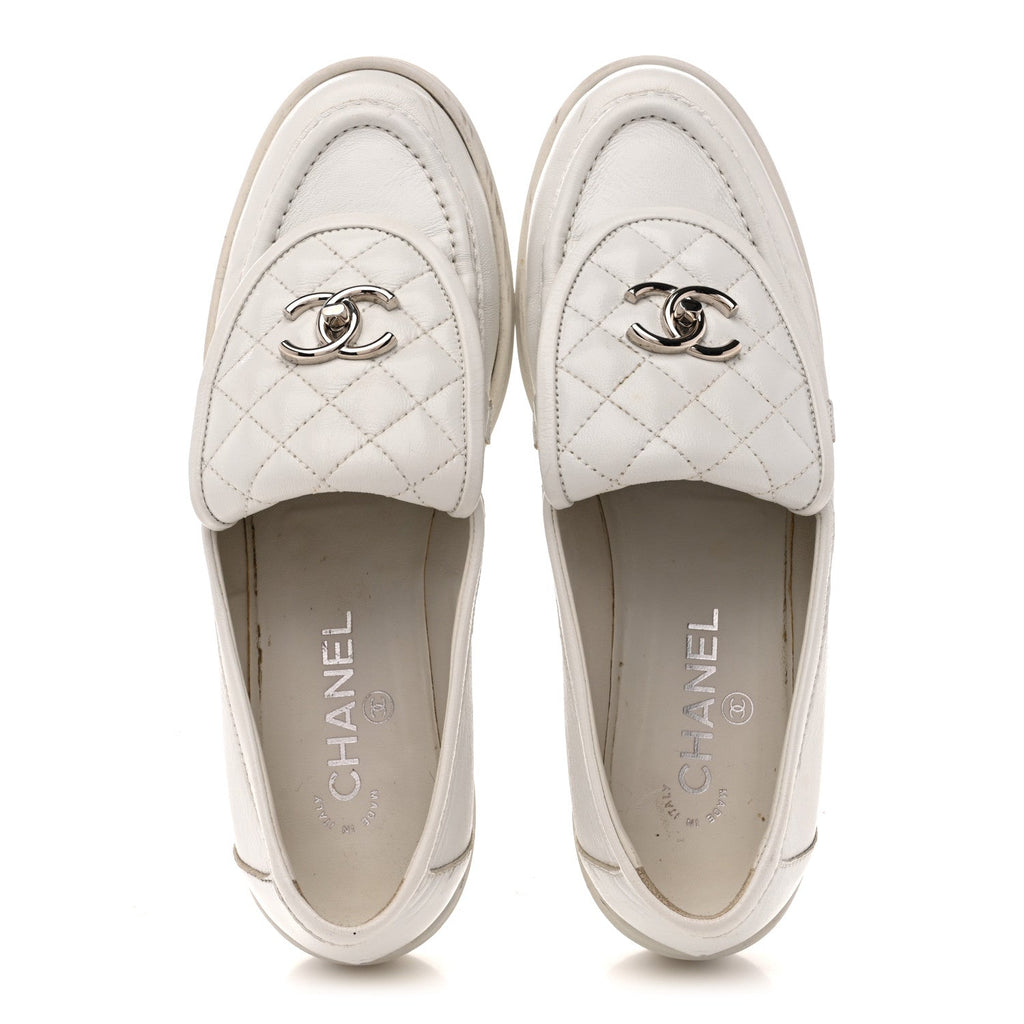 Chanel Shiny Lambskin Quilted CC Turnlock Loafers 40 White