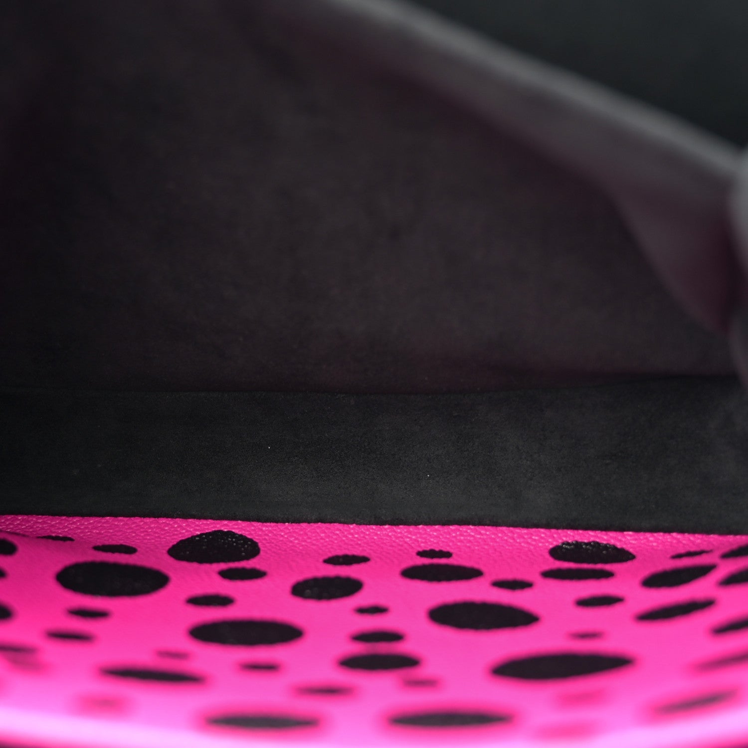 Louis Vuitton LV x YK Empreinte Monogram Giant Pochette Metis Black Fuchsia