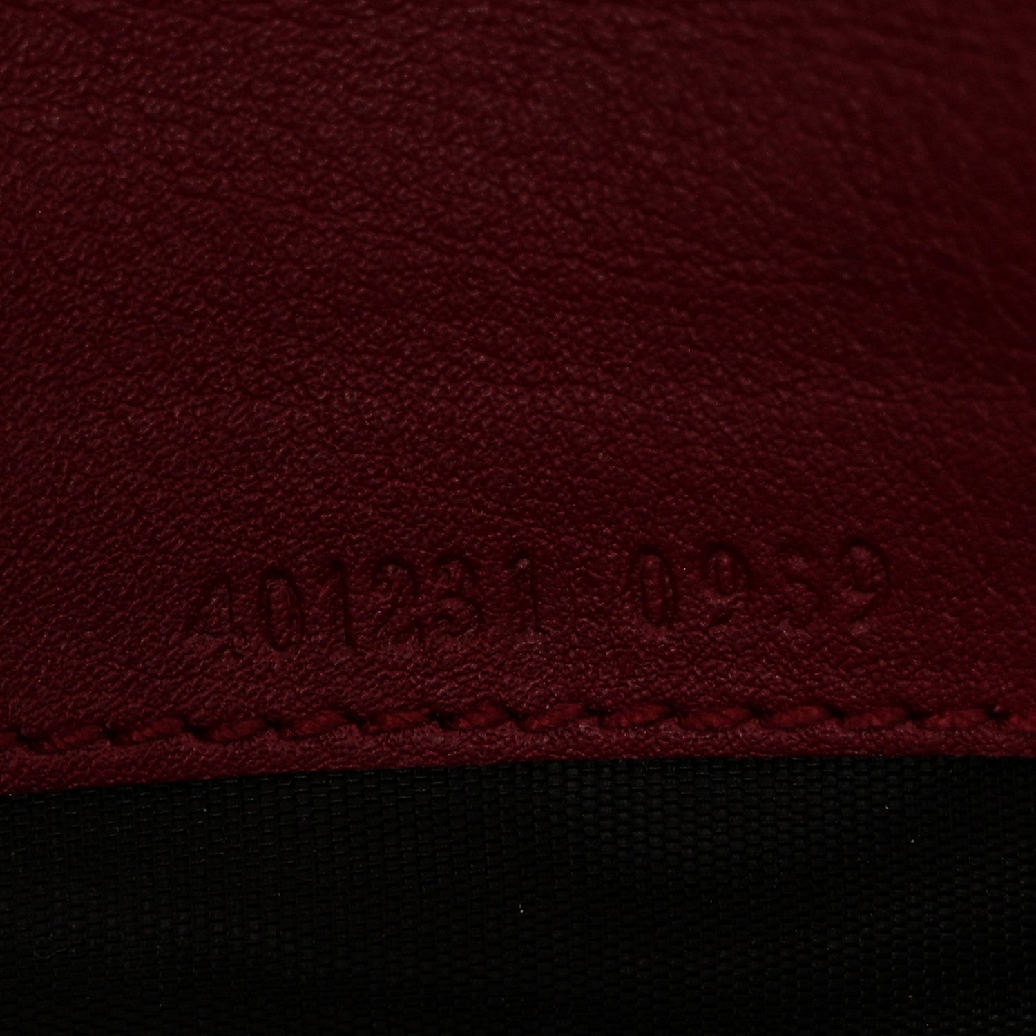 Gucci Velvet GG Monogram Mini Dionysus Chain Wallet Red Cipria