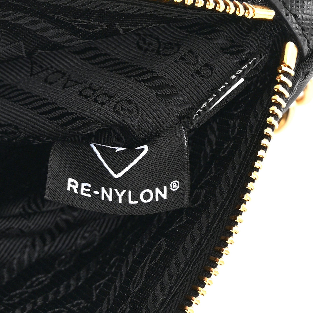 Prada Re-Nylon Tessuto Impuntu Quilted Re-Edition 1995 Chaine Pouch Black