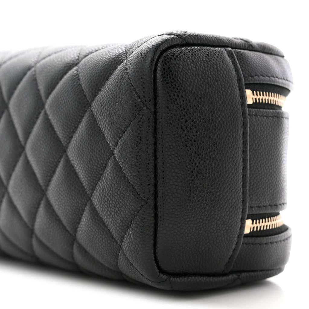 Caviar Quilted Double Zip Pouch Cosmetic Case Black