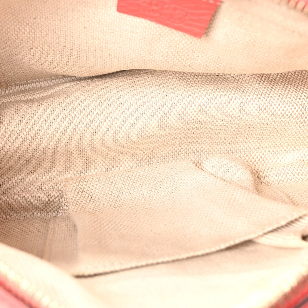 Gucci Pebbled Calfskin Small Soho Disco Bag Tabasco Red