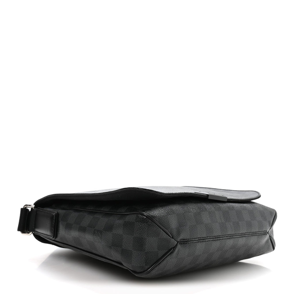 Louis Vuitton Damier Graphite District MM