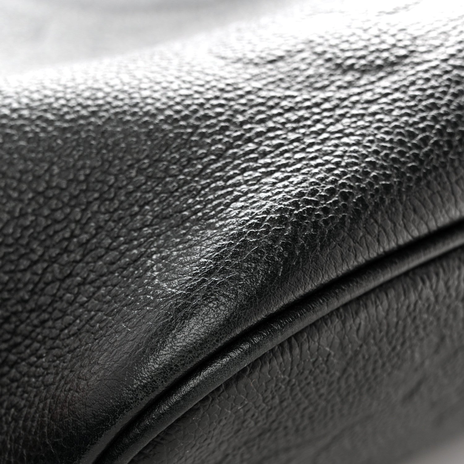 Louis Vuitton Empreinte Monogram Giant Neverfull MM Black