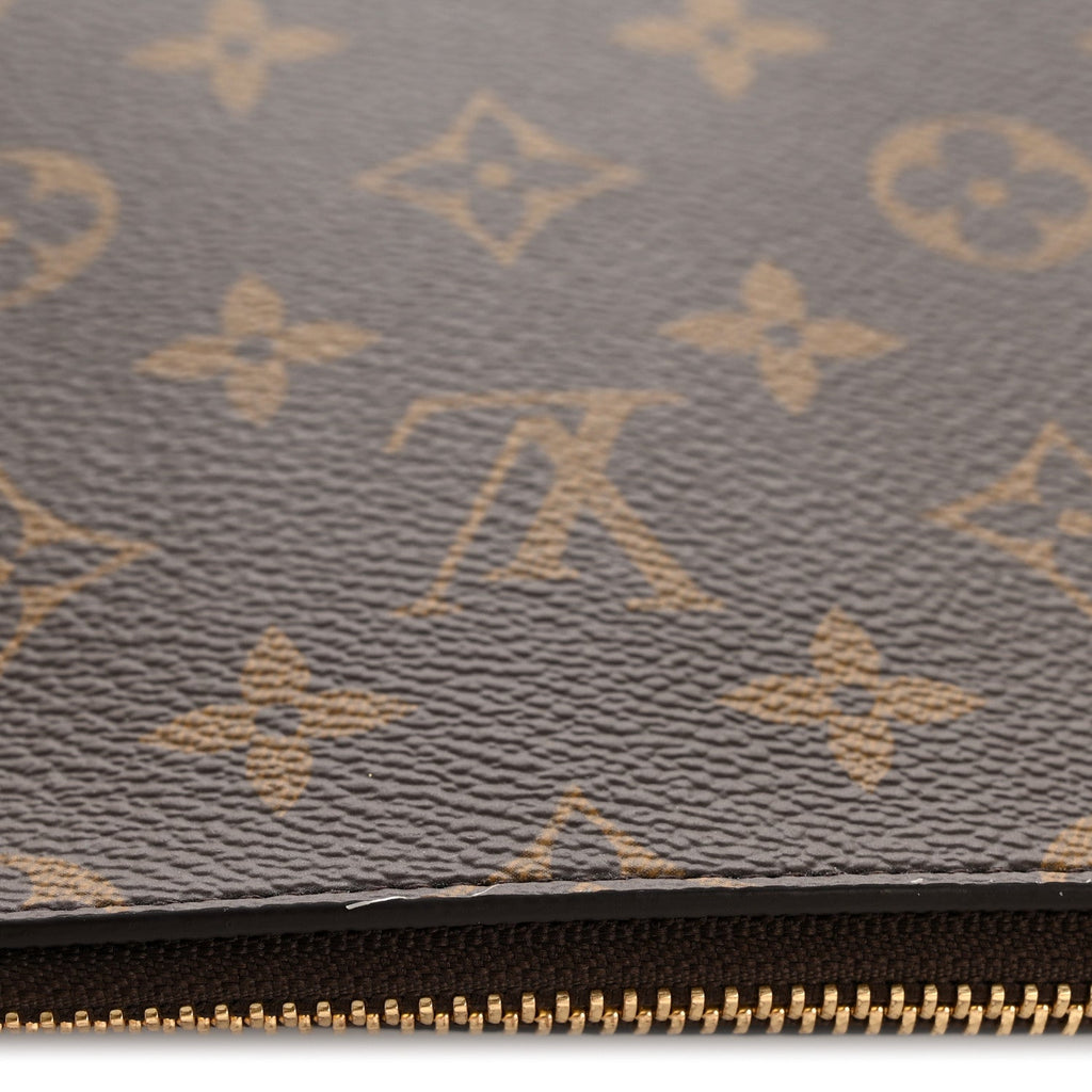Louis Vuitton Monogram Key Pouch M