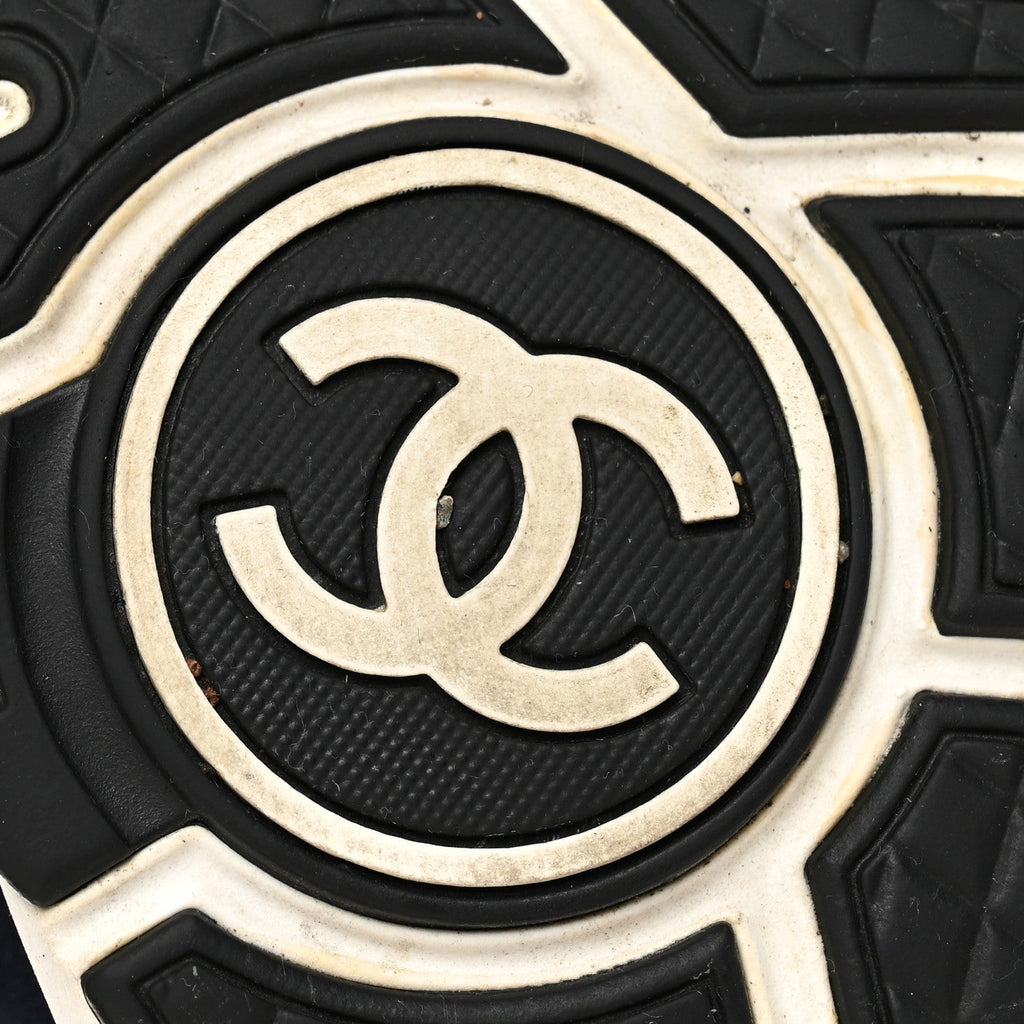 Chanel Tweed Suede CC Sneakers 38.5 Navy Red Multicolor