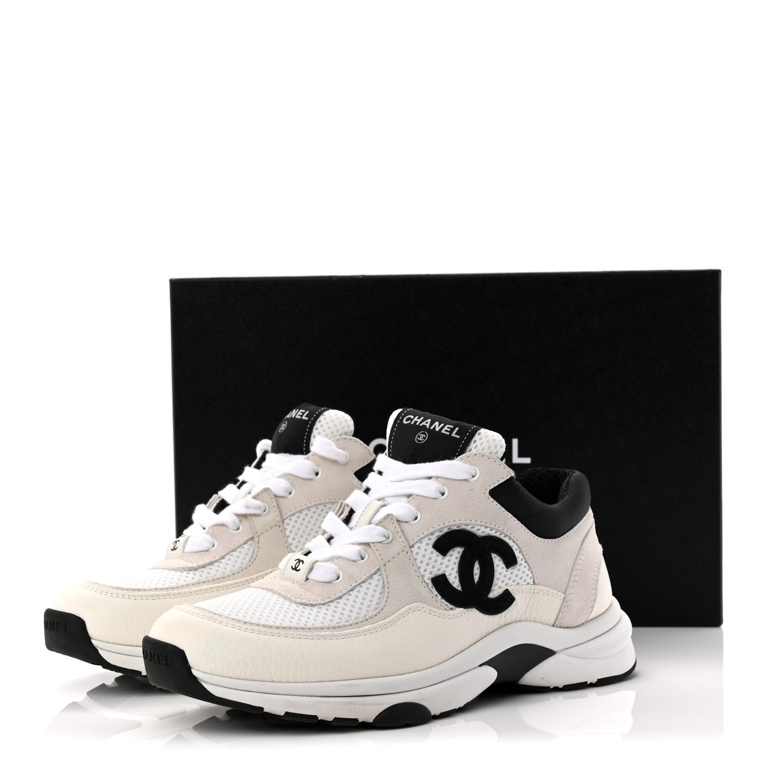 Mesh Suede Calfskin Grained Calfskin Womens CC Sneakers 37.5 White Black