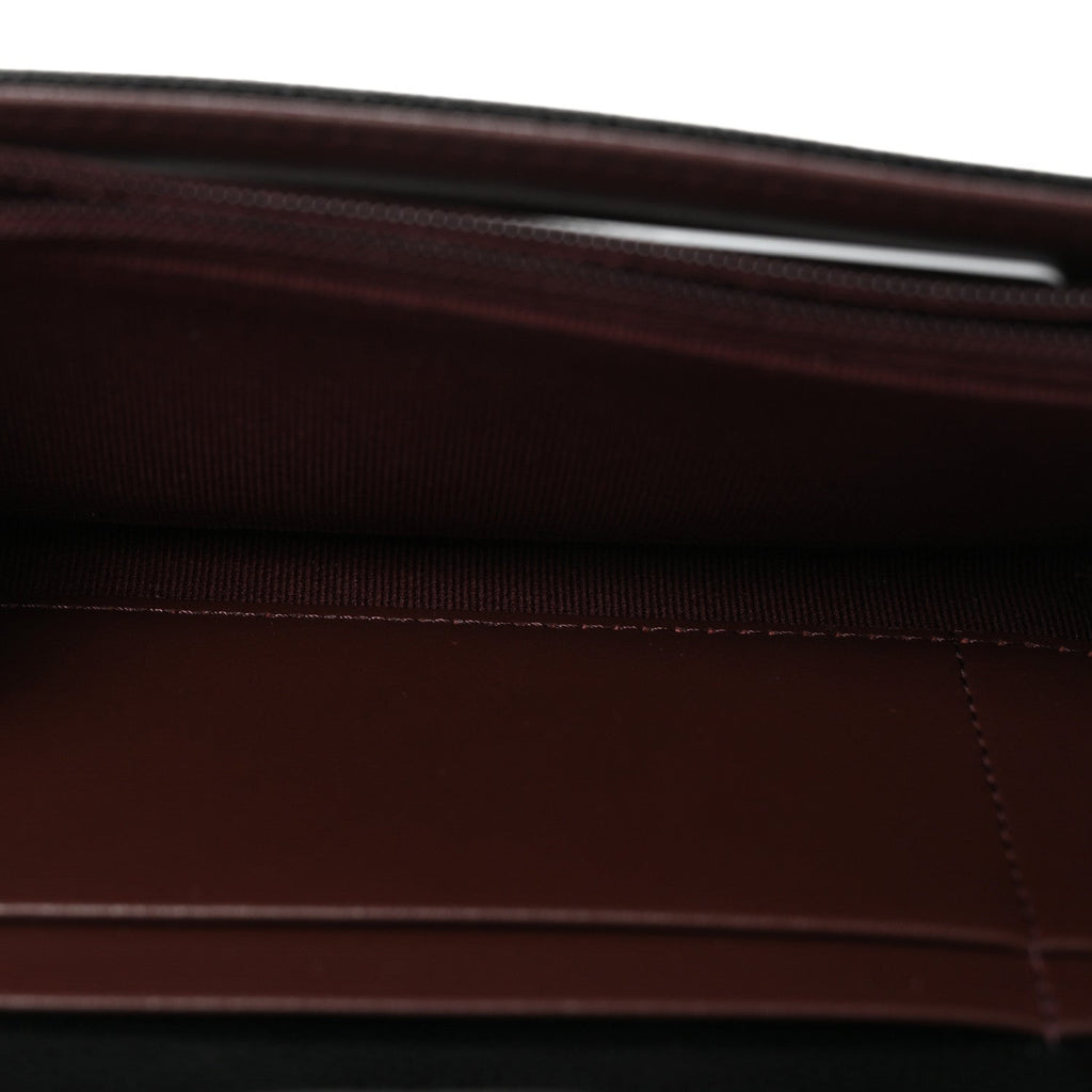 Caviar Quilted Medium Gusset Flap Wallet Black