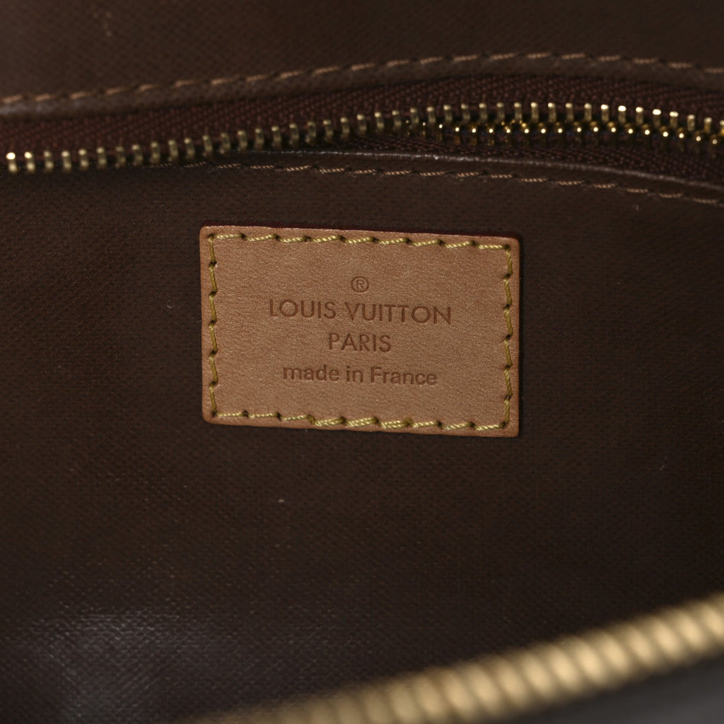 Louis Vuitton Monogram Toiletry Bag 25