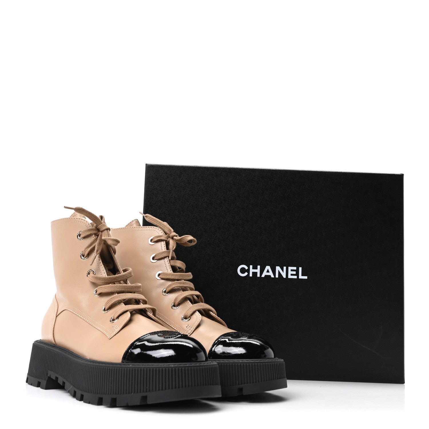 Calfskin Patent Calfskin CC Lace Up Combat Boots 39 Beige Black