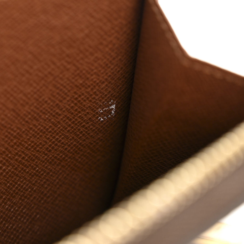 Louis Vuitton Monogram Zippy Wallet