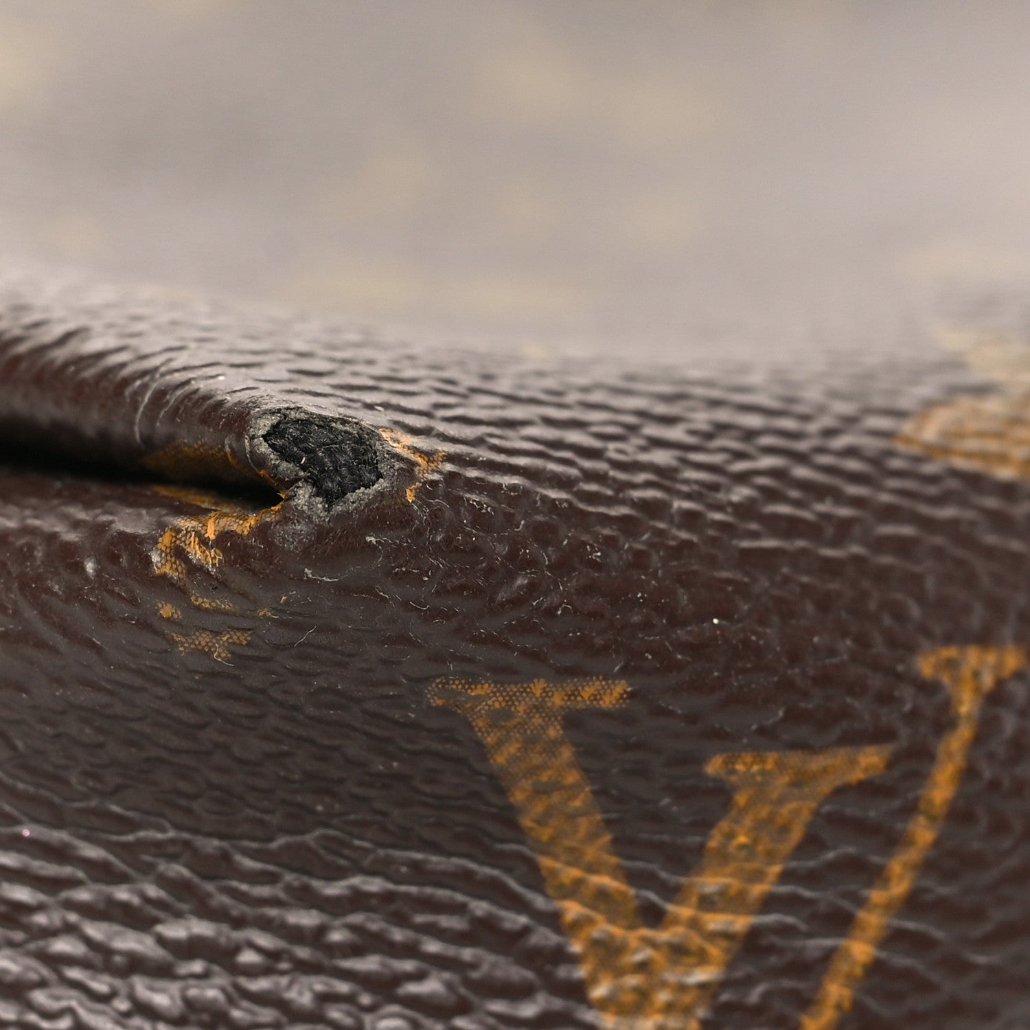Louis Vuitton Monogram Pallas Uniformes Crossbody Safran